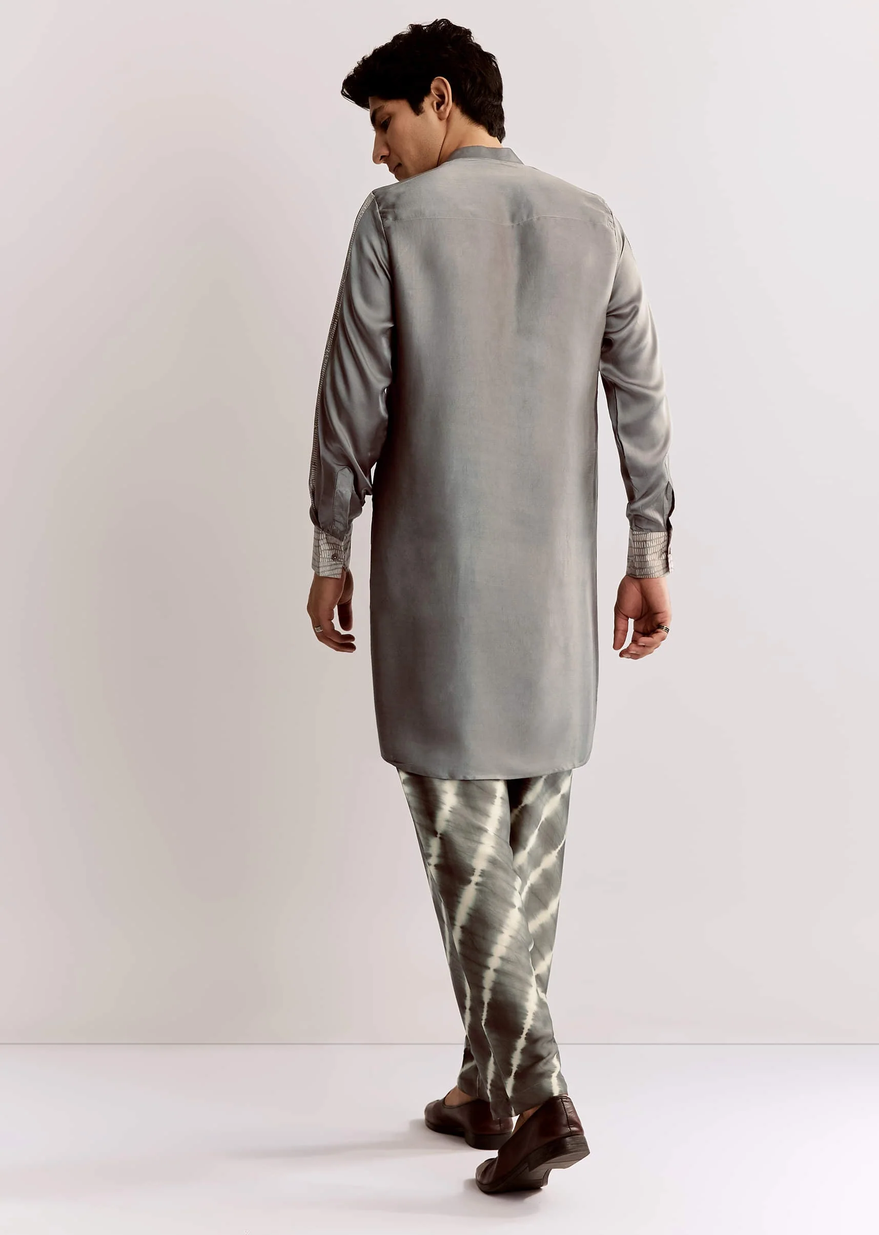 Ajrakh Printed Silk Kurta Set In Silk - Image 5