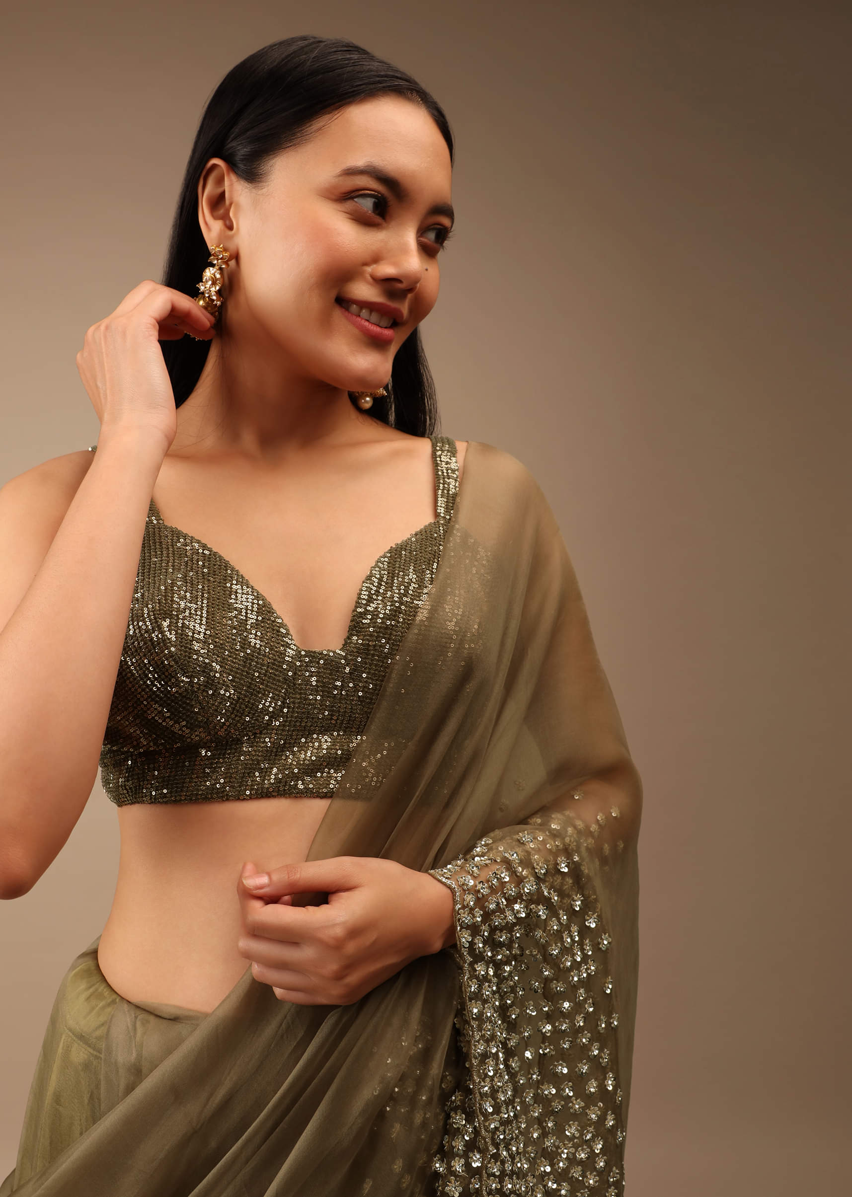Antique Green Blouse In Crush Embellished With Sequins And Featuring Strap Sleeves And Geometric Neckline - Image 5