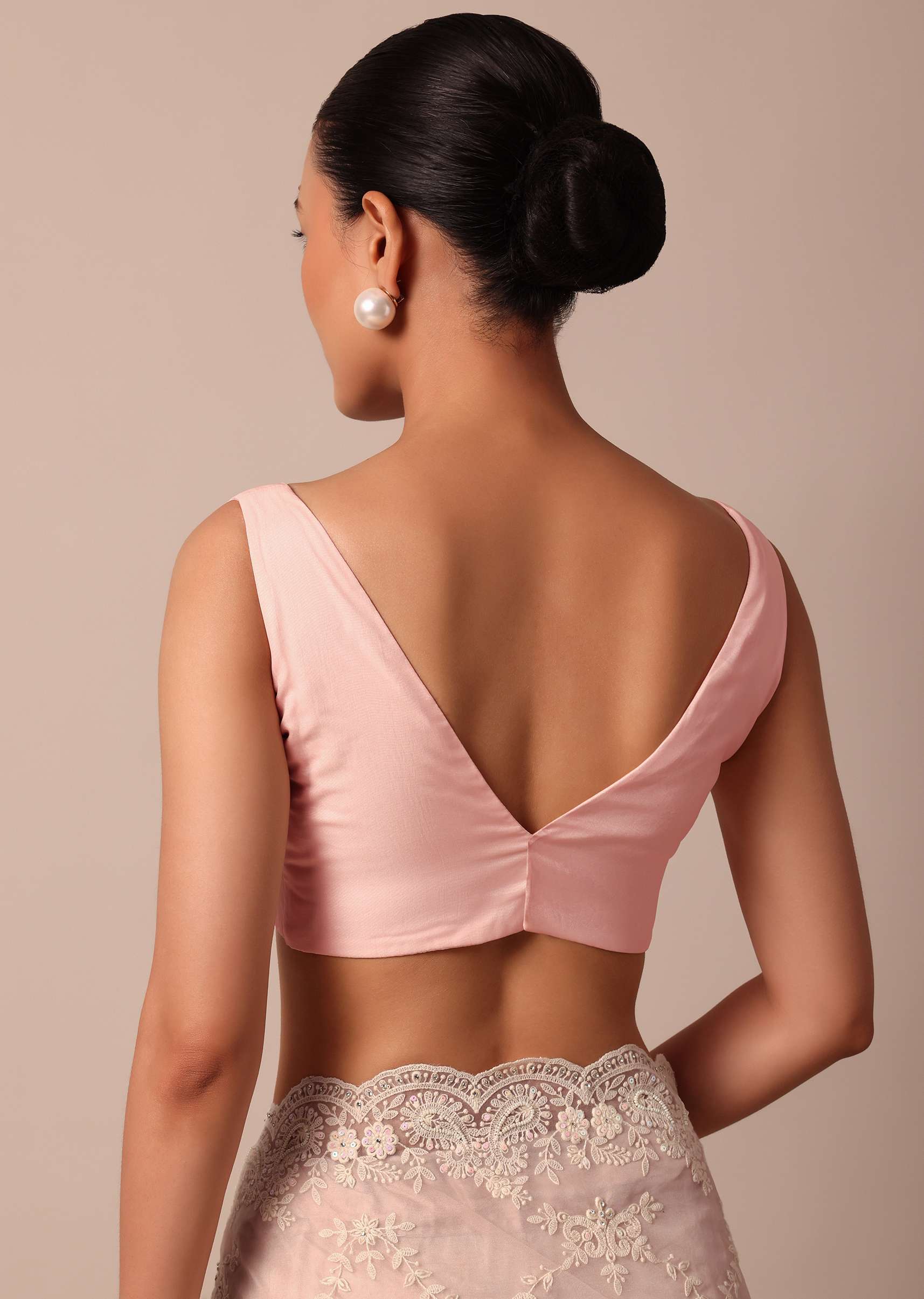 Baby Pink Chikankari Organza Silk Saree With Scallop Border And Unstitched Blouse Fabric - Image 8
