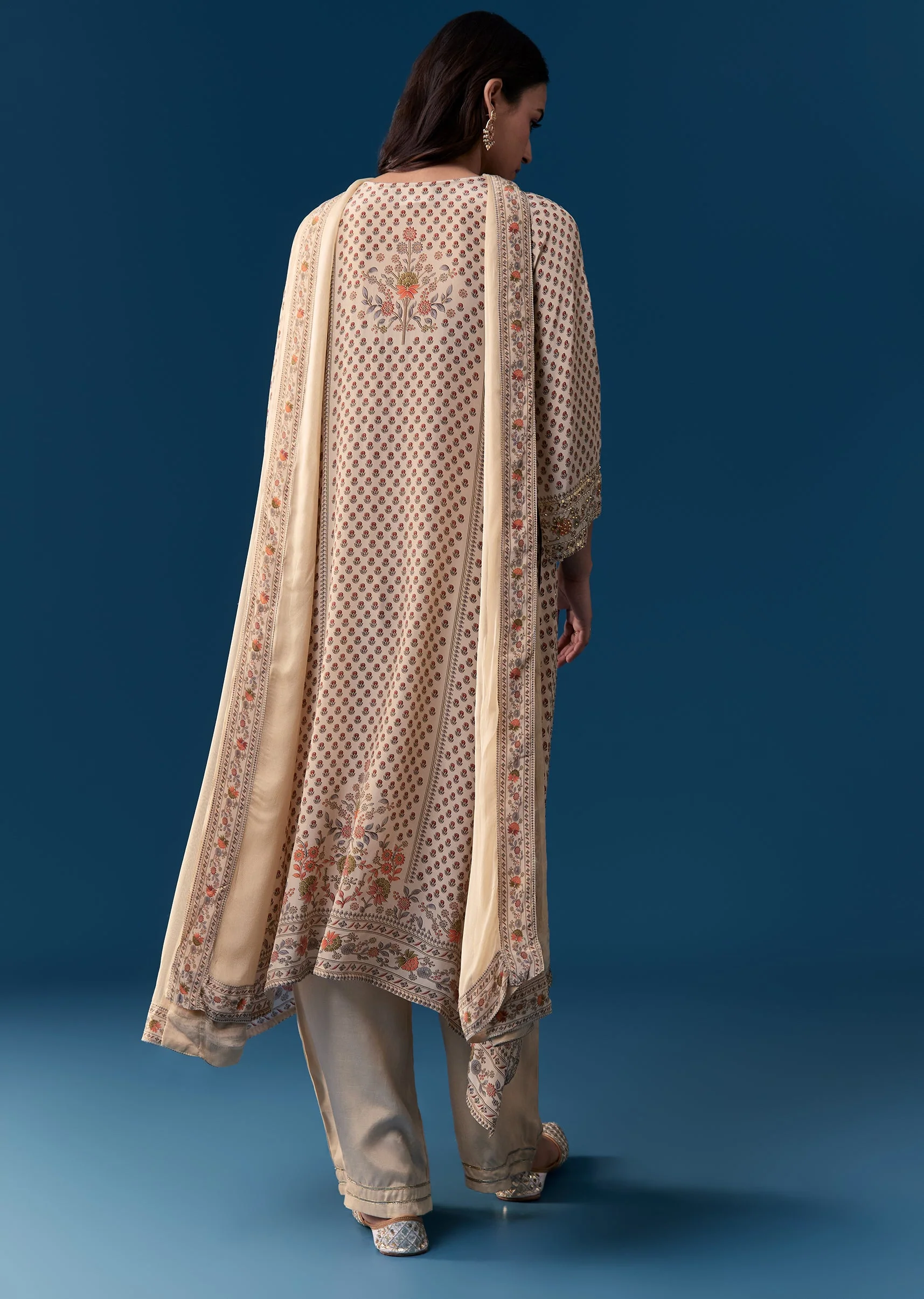 Beige Kurta Set With Sequins And Stone Work - Image 5