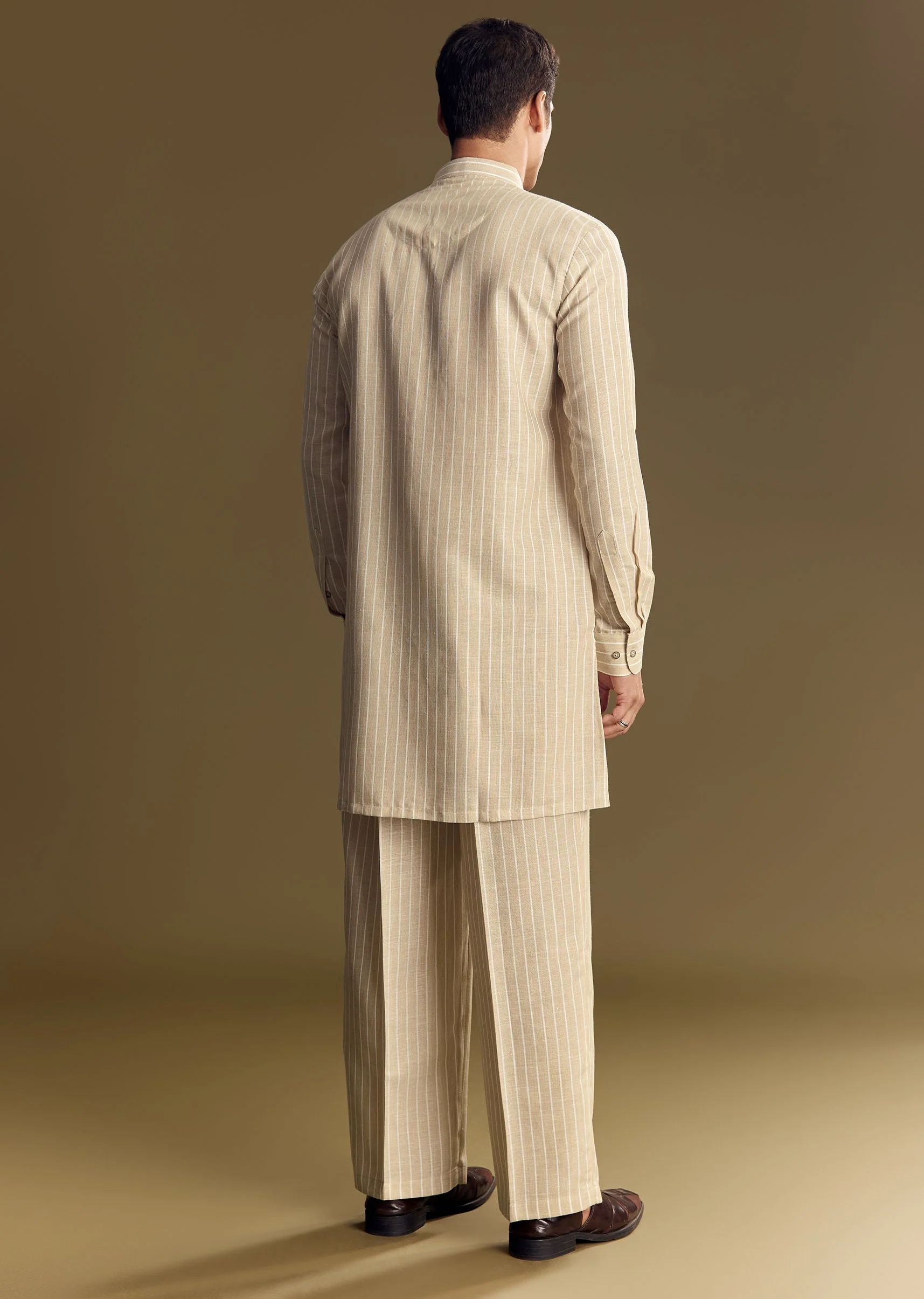 Beige Linen Kurta Set With Delicate Hand Embroidery - Image 5