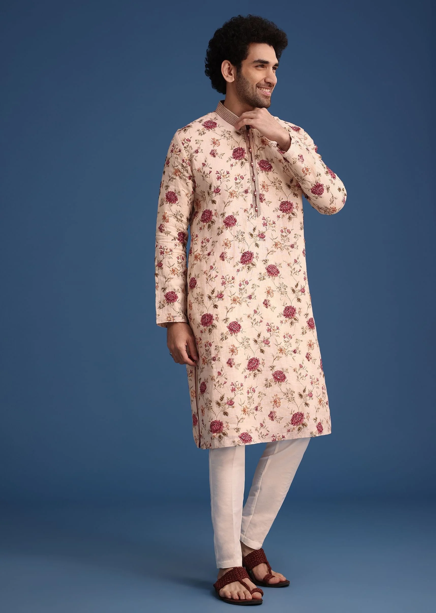 Beige Linen Printed Kurta Set With Floral Motifs - Image 3