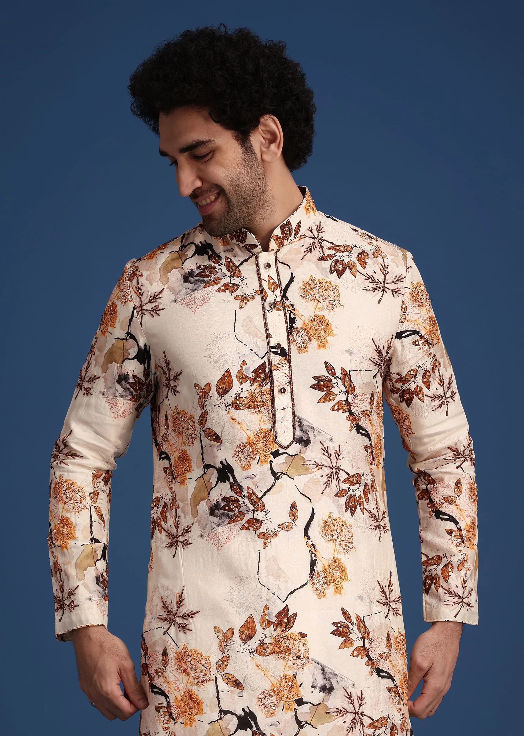Beige Linen Printed Kurta Set With Leaf Motifs - Image 4