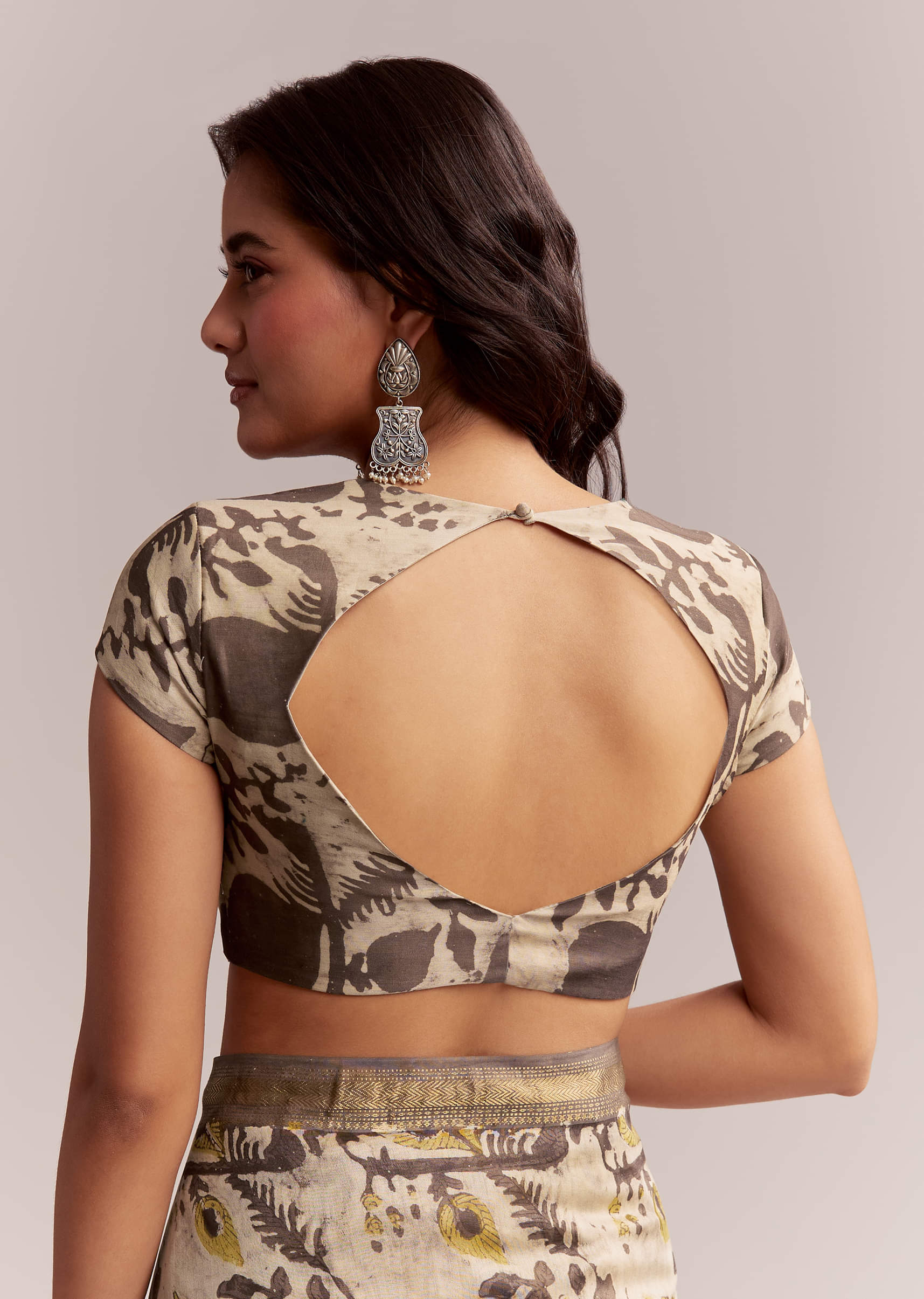 Beige Linen Printed Saree With Hand Block Ajrakh Print - Image 8