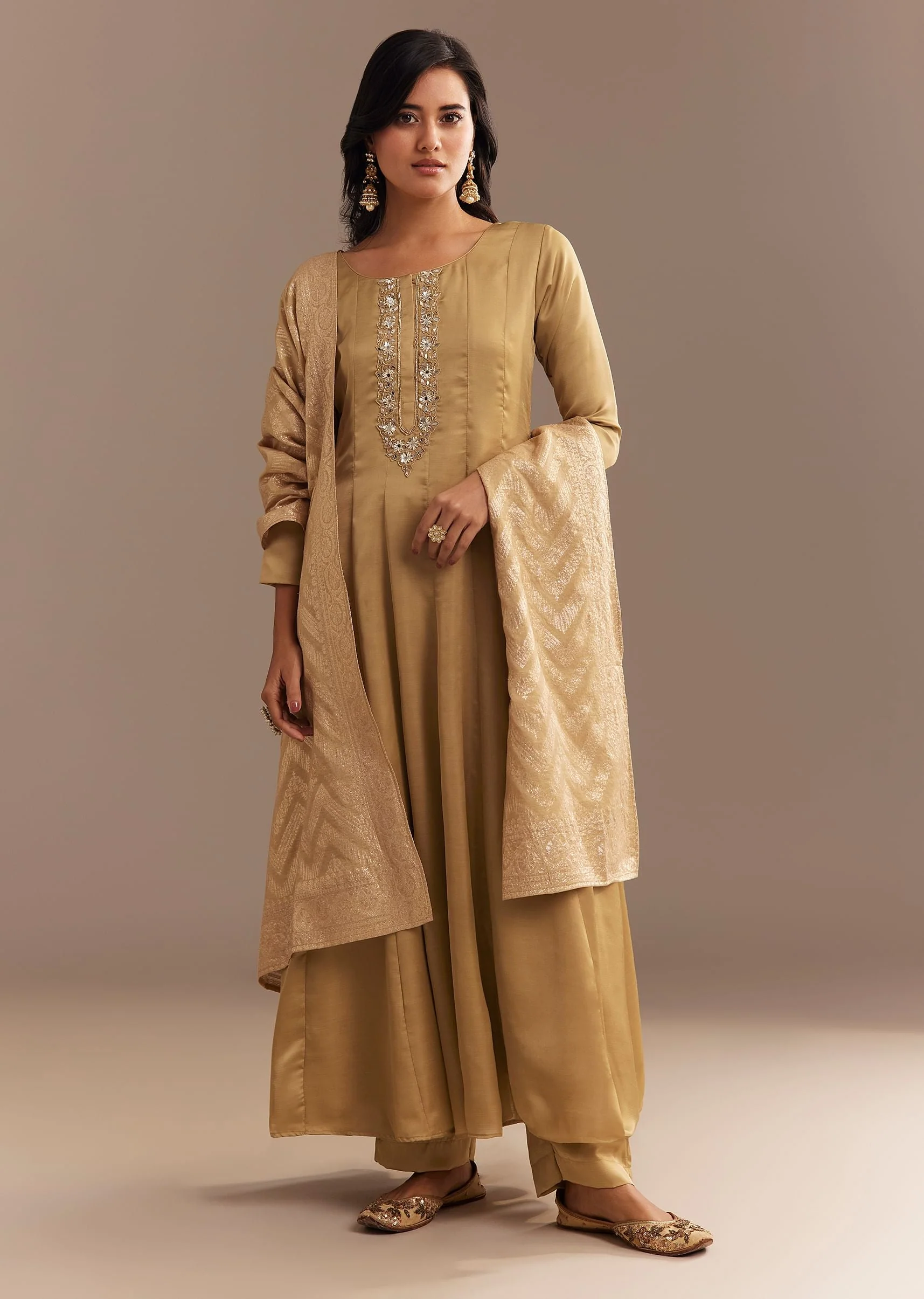 Beige Muslin Mirror Embroidered Kurta Set - Image 3