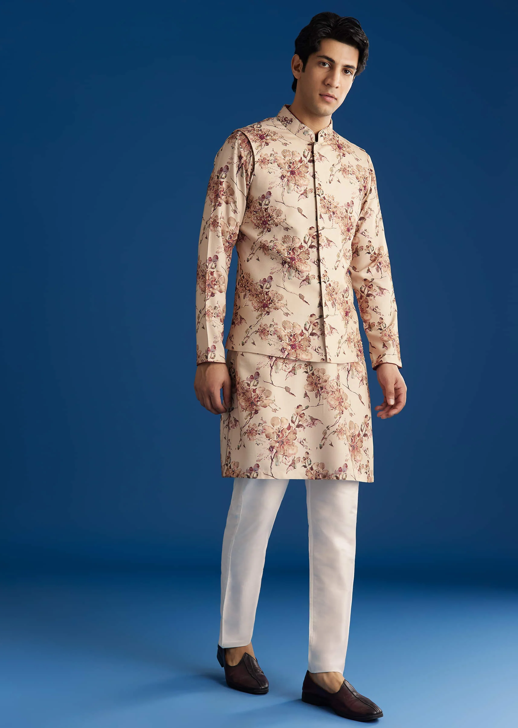 Beige Silk Pashmina Threadwork Kurta Jacket Set With Sequins - Image 2