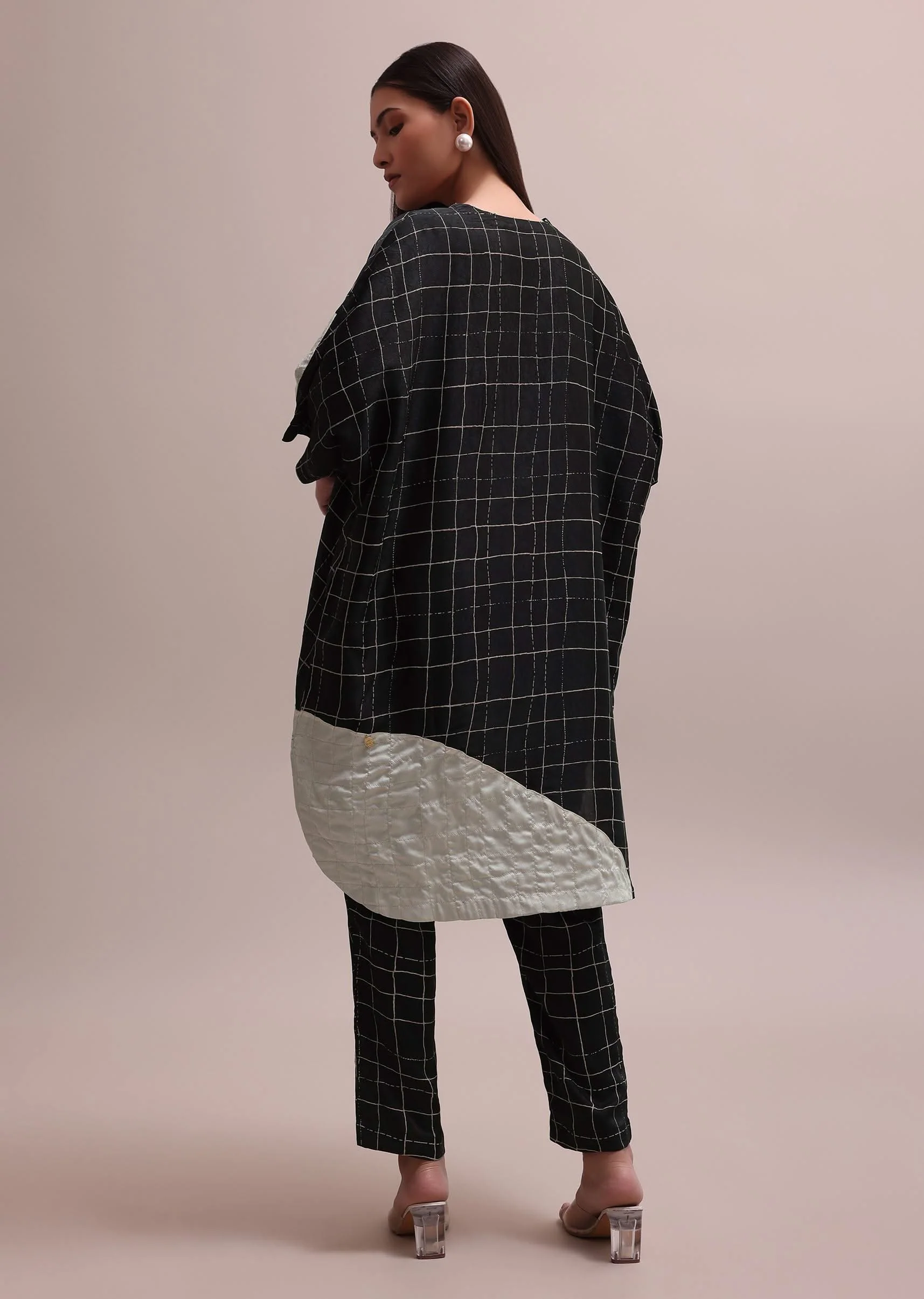 Black And White Checks Colour Block Woven Crepe Co-ord Set With Beads On Neckline - Image 5