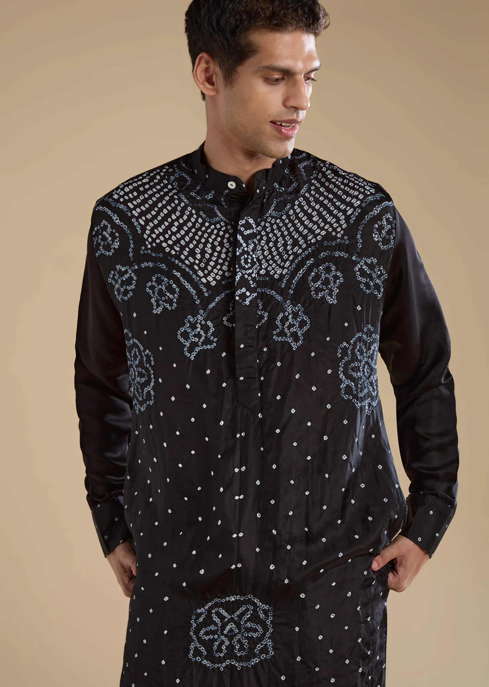 Black Bandhani Silk Mens Kurta and Pant Set - Image 2