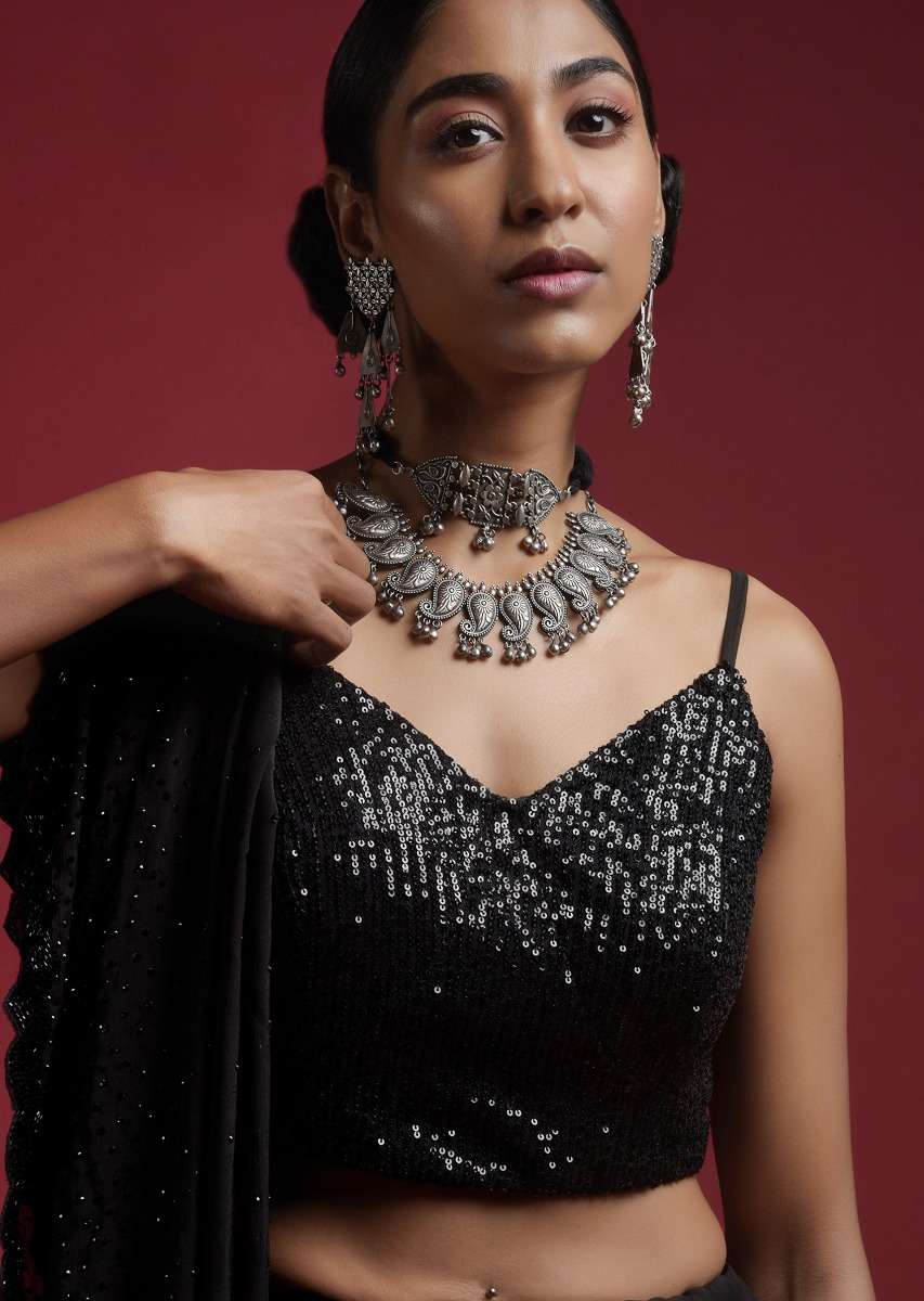 Black Blouse Embellished In Sequins With Strap Sleeves And V Neckline - Image 3