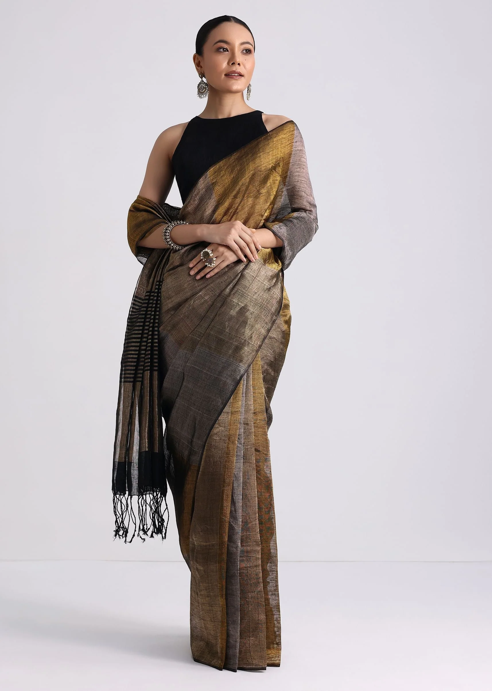 Black Coloblock Linen Tissue Woven Saree - Image 3