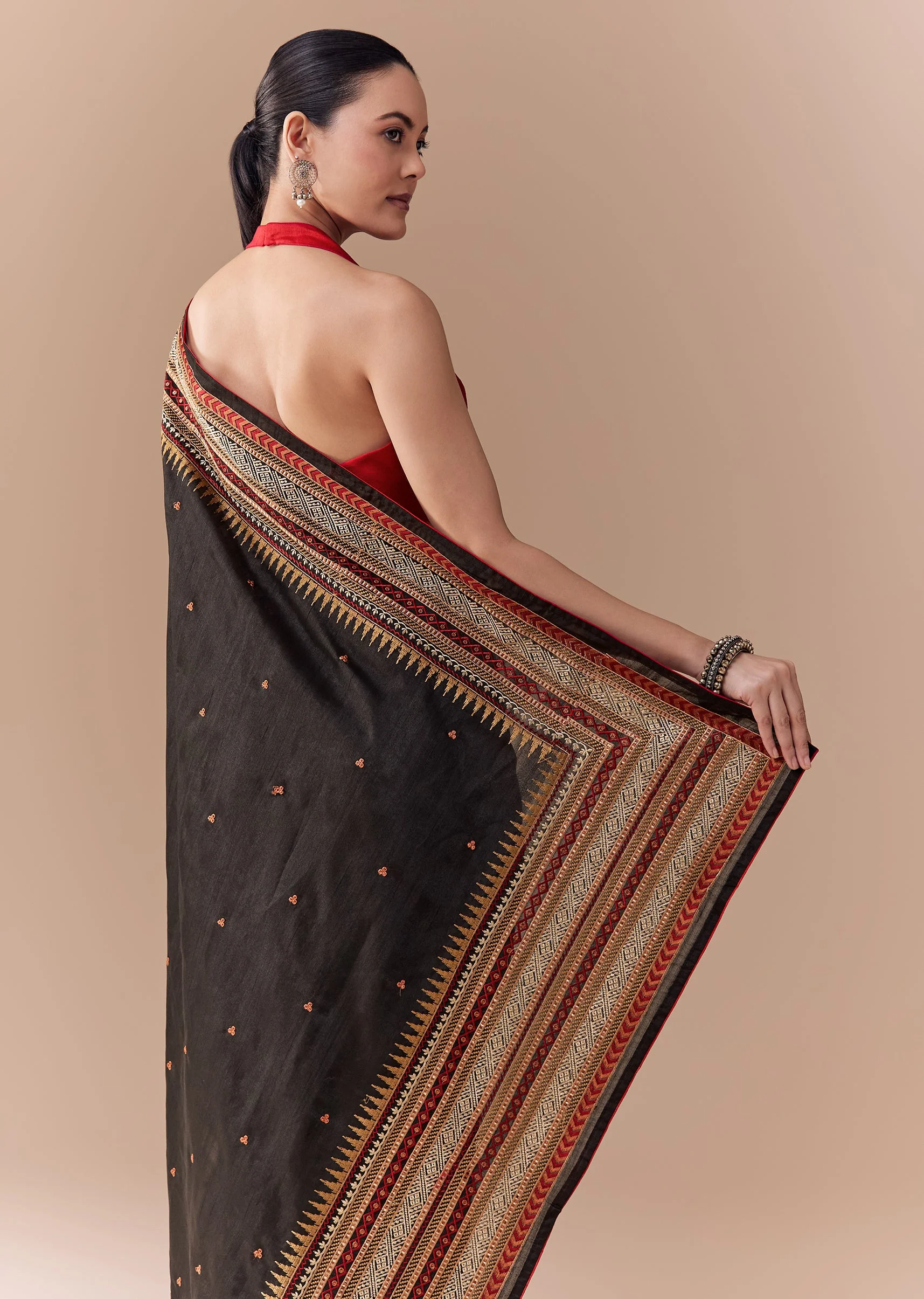 Black Cotton Linen Saree with Blouse Fabric - Image 6