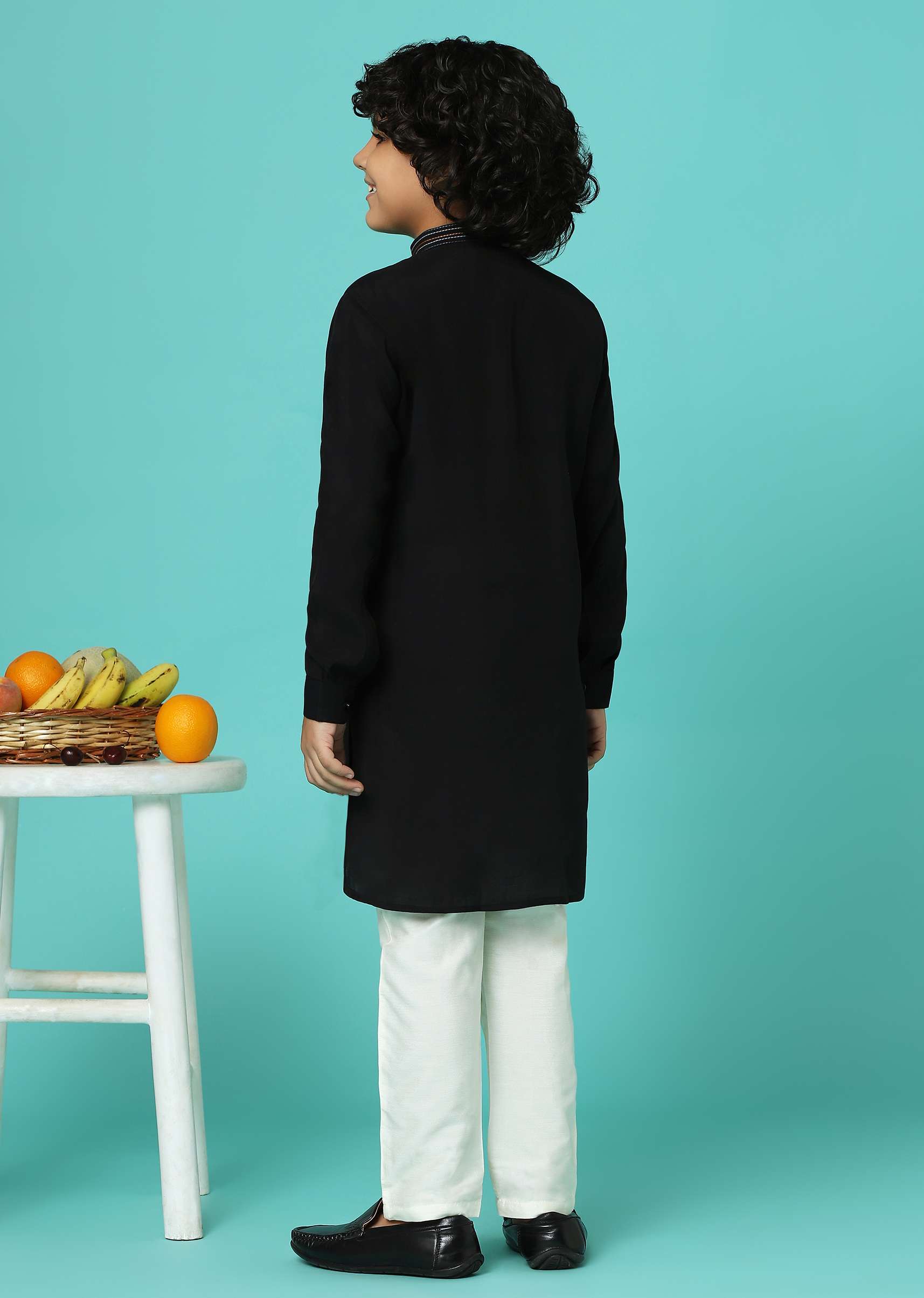 Black Embroidered Kurta And Pant Set In Silk - Image 5