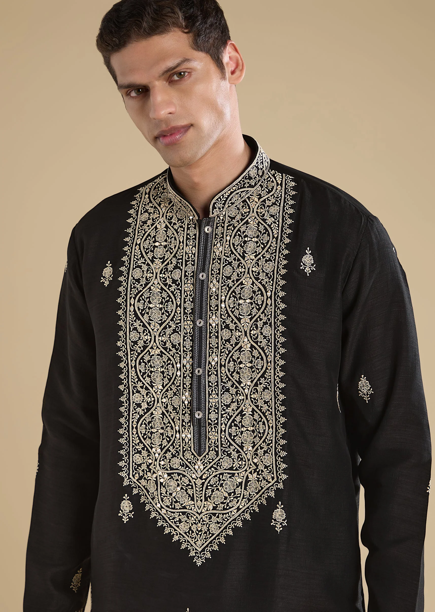 Black Embroidered Kurta Set With Pants - Image 2