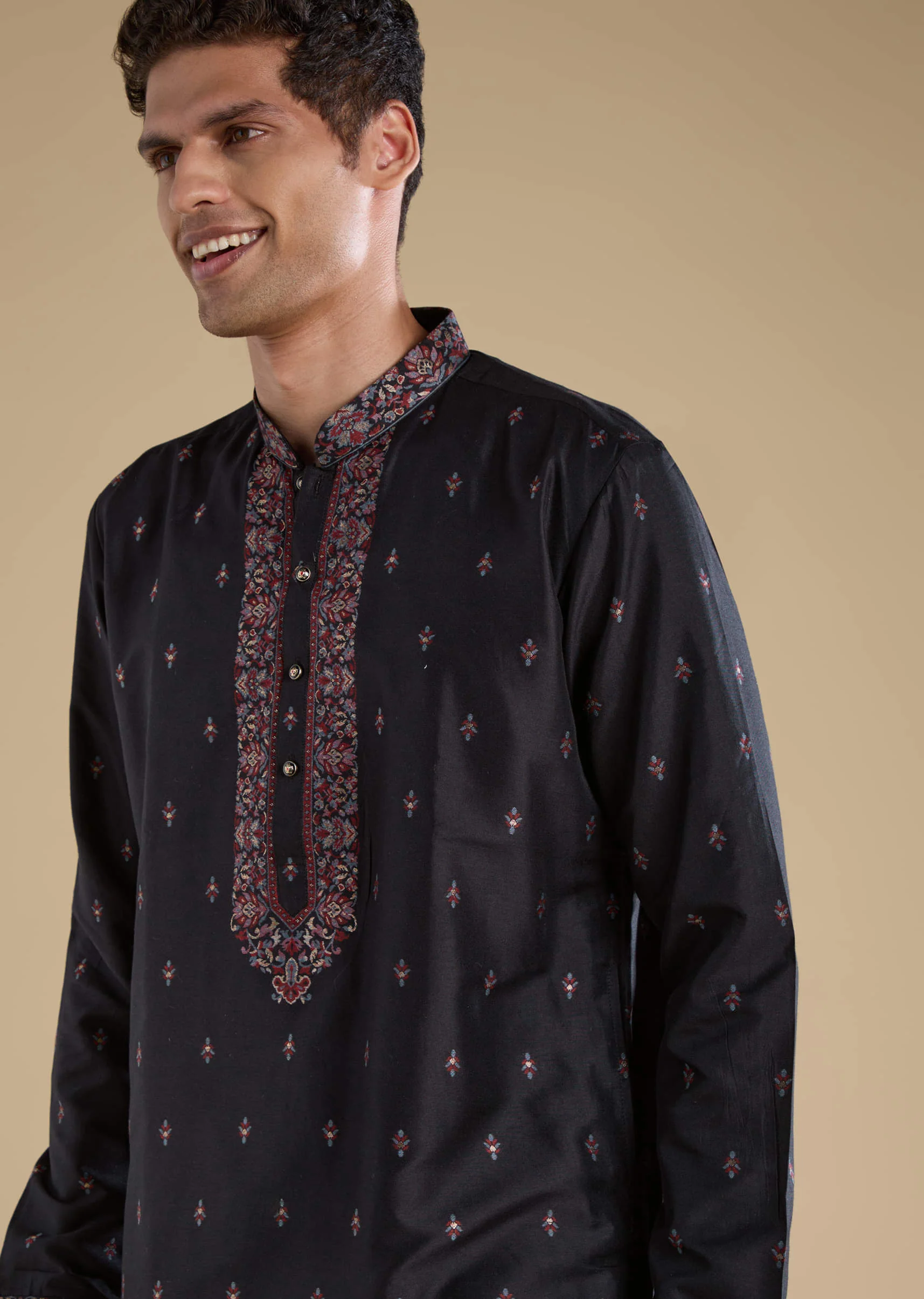 Black Embroidered Mens Kurta Set with Kashmiri Print Dupatta - Image 4