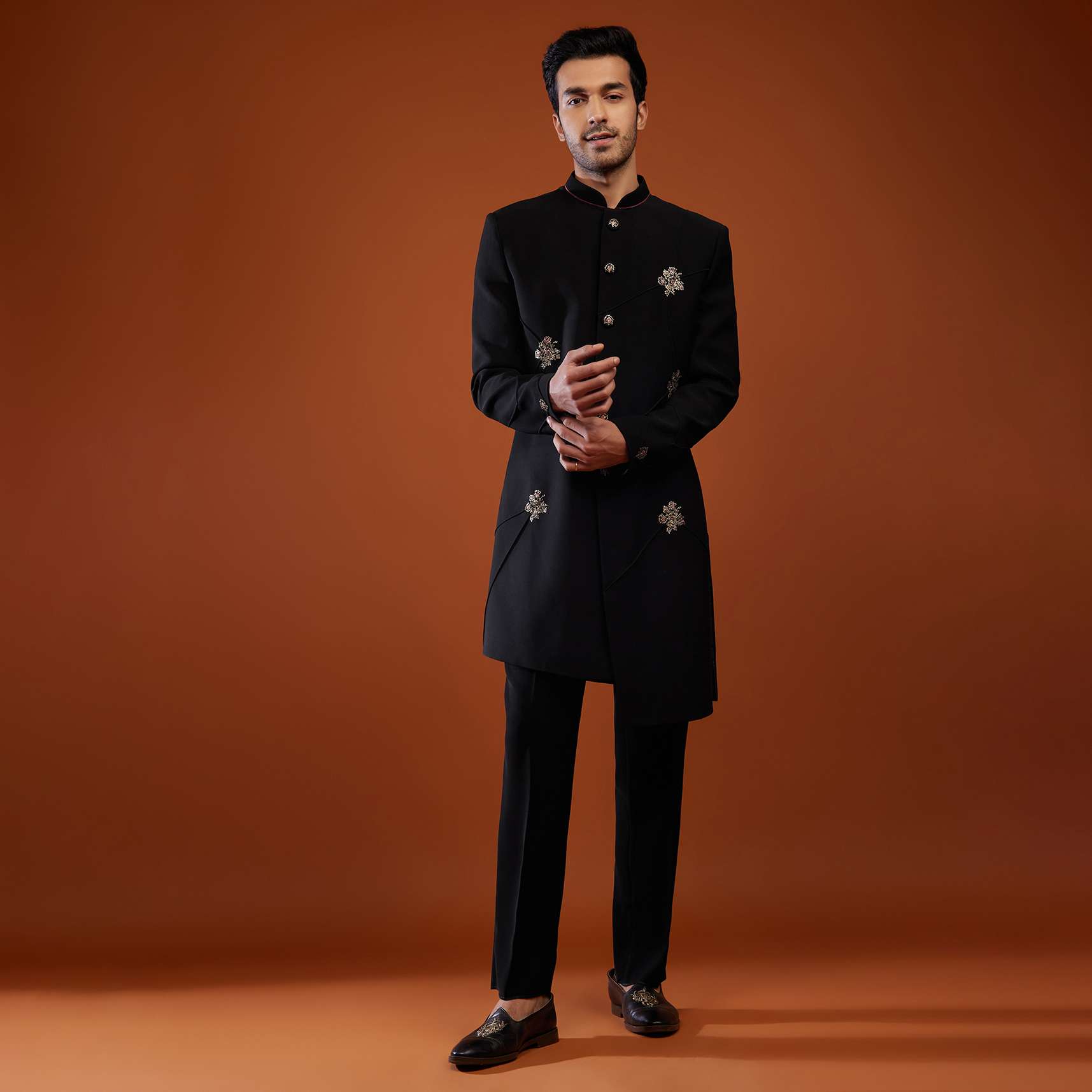 Black Embroidered Sherwani Set In Suiting Fabric - Image 3
