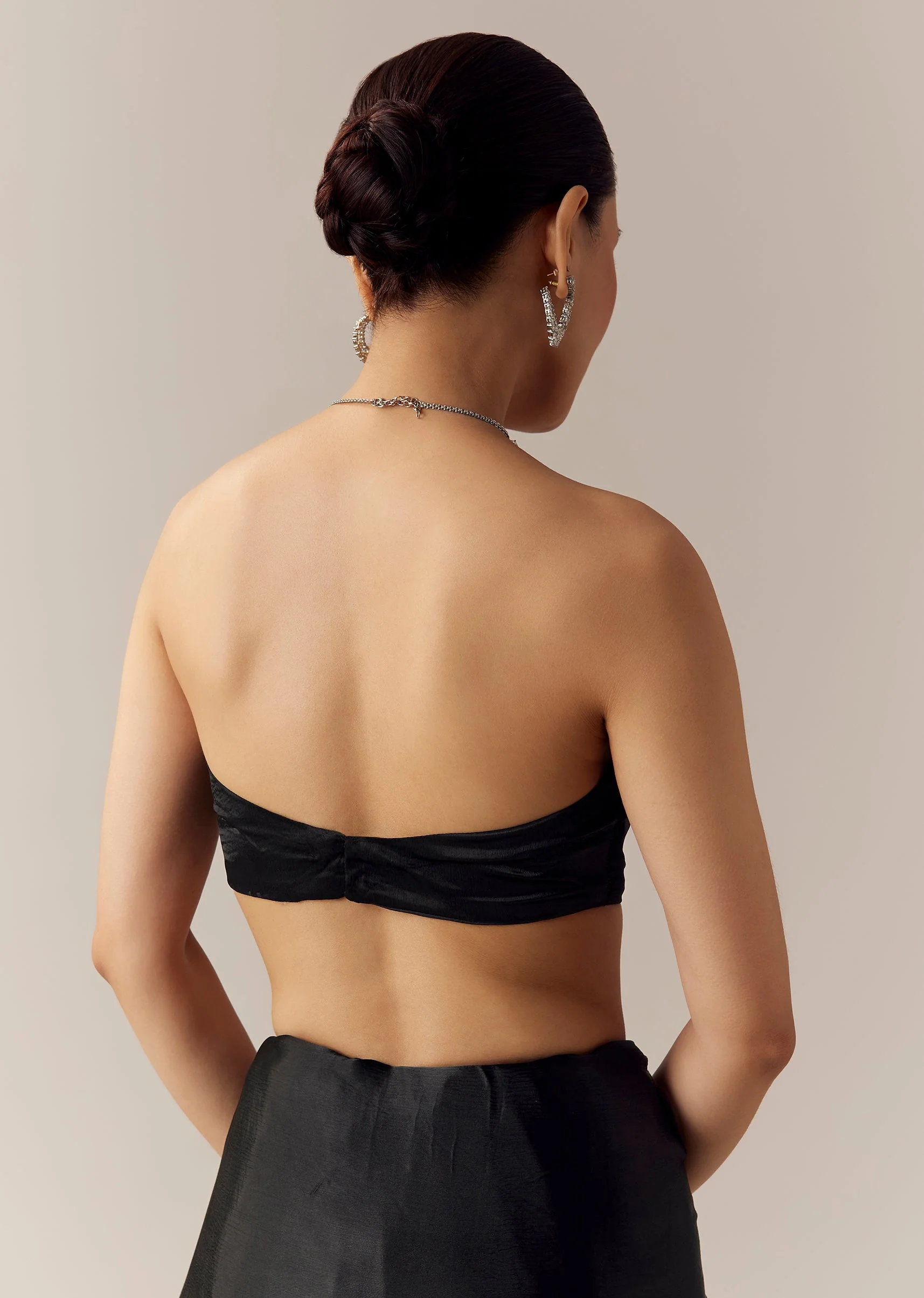 Black Floral Motif Cutdana Embellished Saree with Unstitched Blouse - Image 8