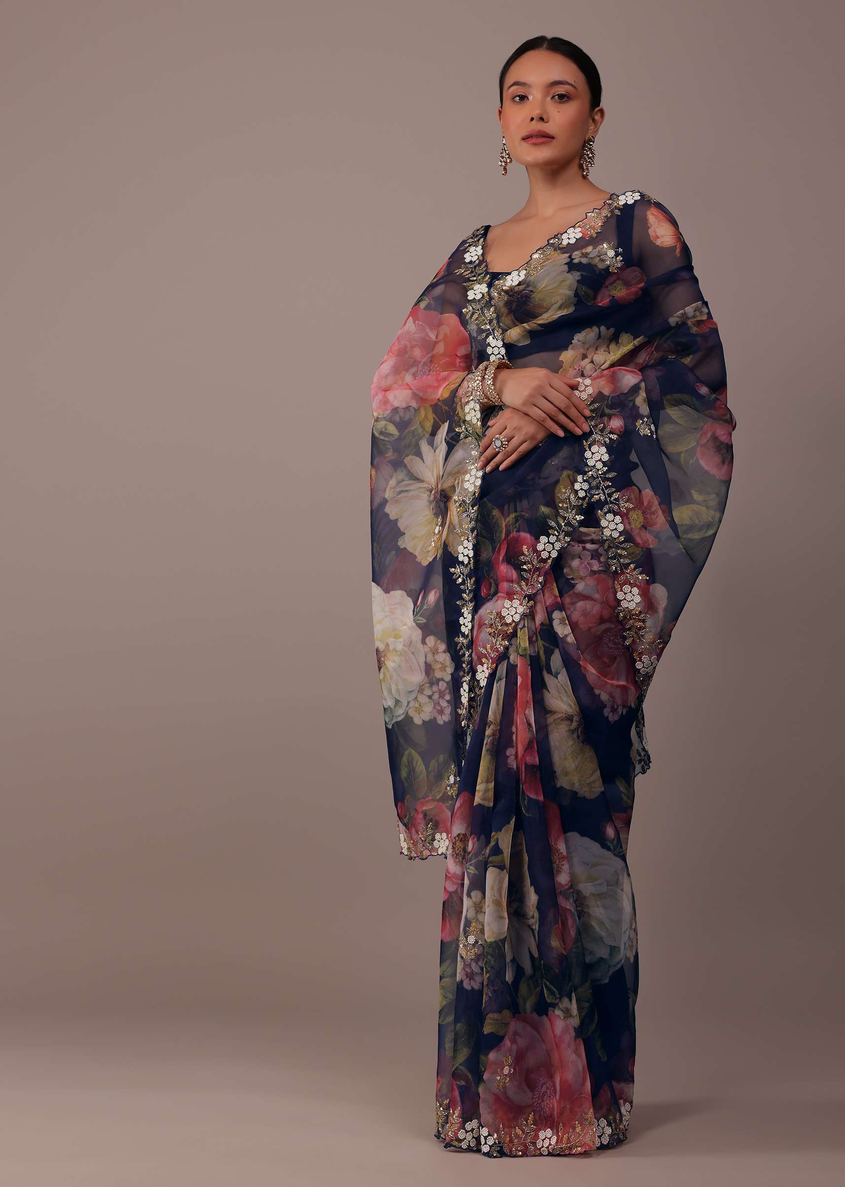 Navy blue Floral Printed Saree In Organza With Cut Dana Embroidery - Image 3