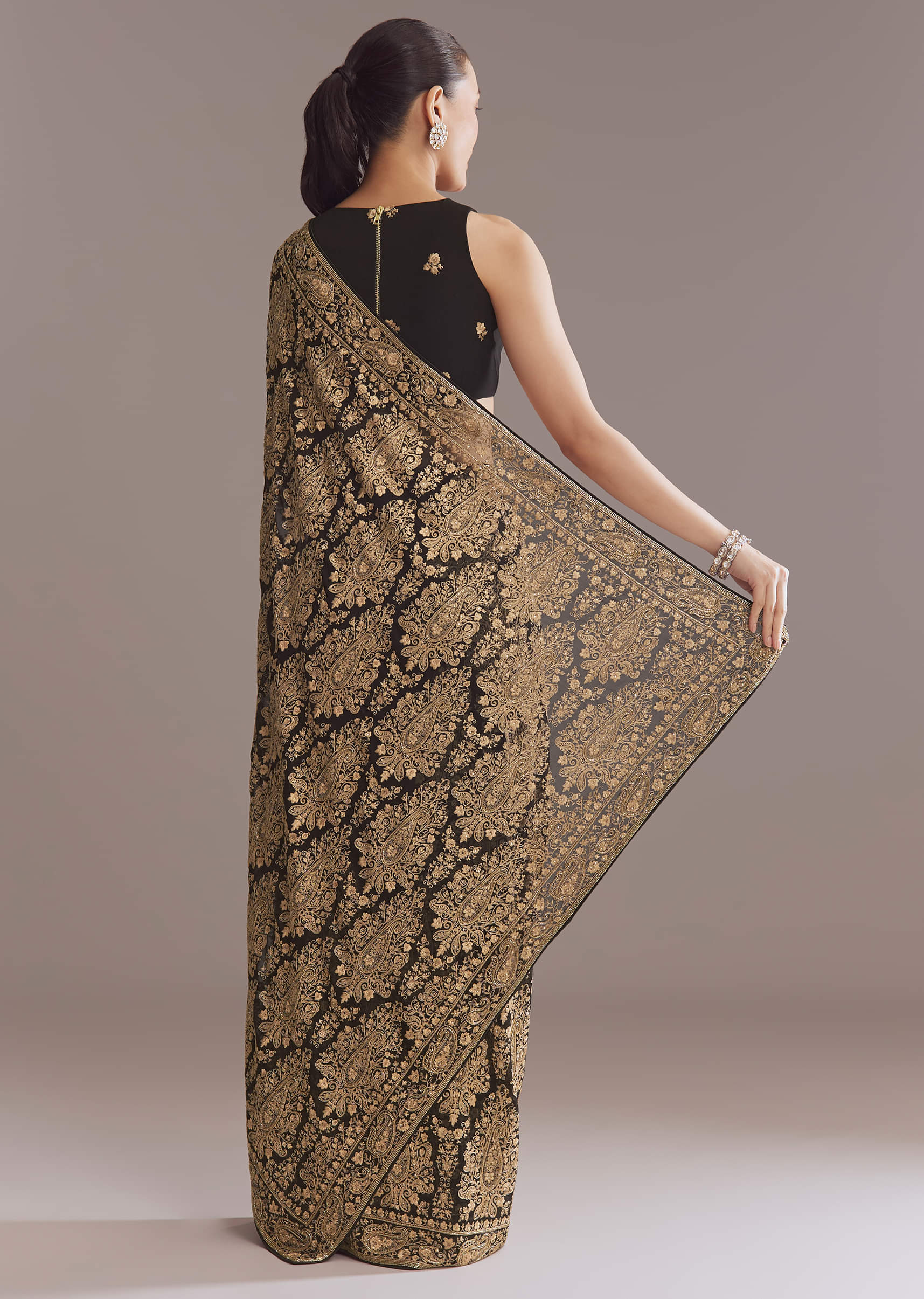 Black Georgette Saree With Kashmiri Kashida Embroidery - Image 3