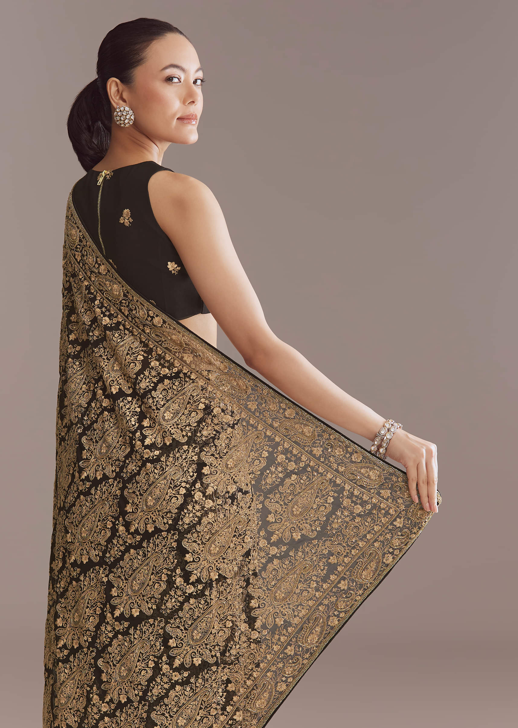 Black Georgette Saree With Kashmiri Kashida Embroidery - Image 5