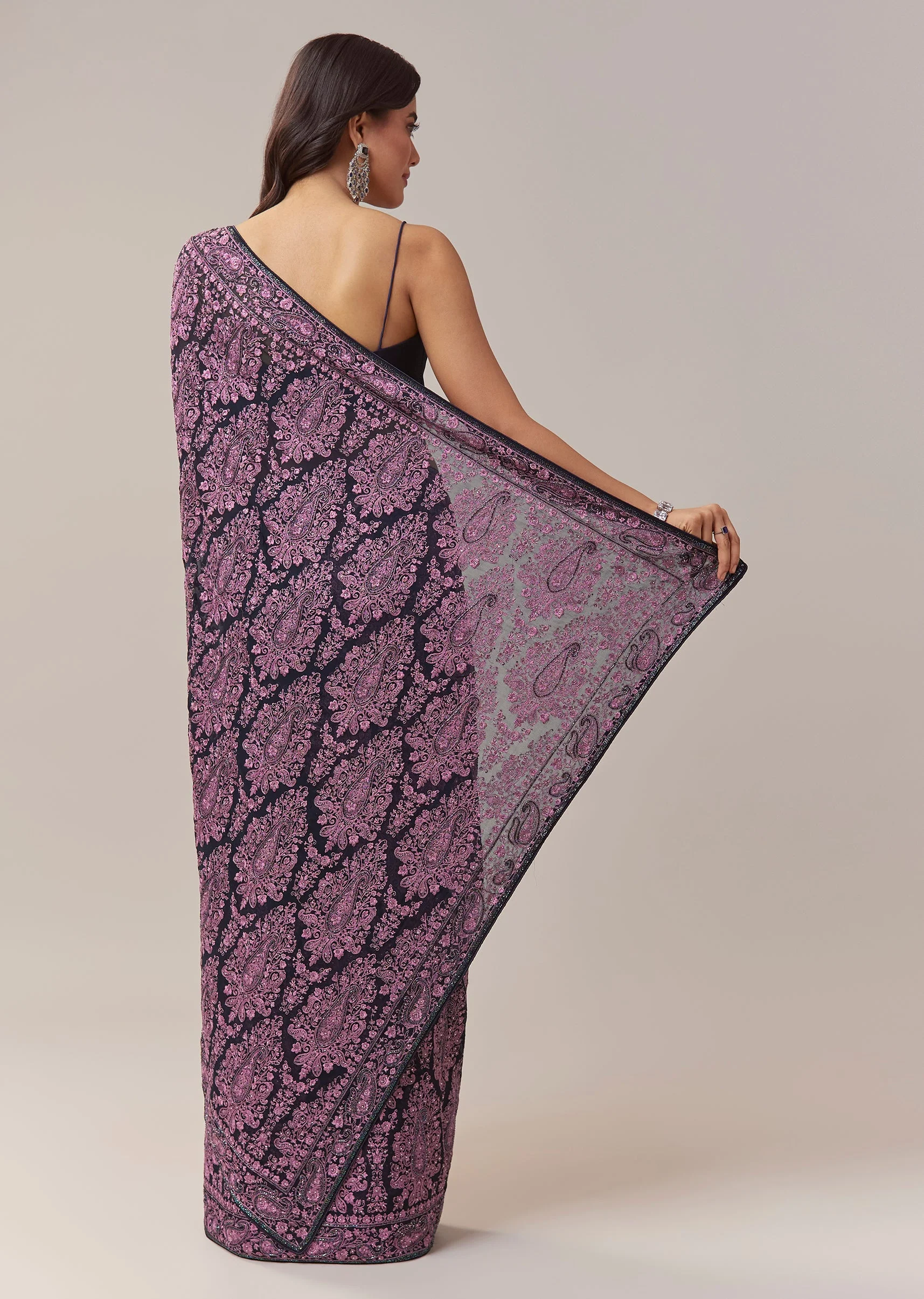 Black Georgette Saree With Kashmiri Kashida Embroidery And Cutdana Border - Image 4