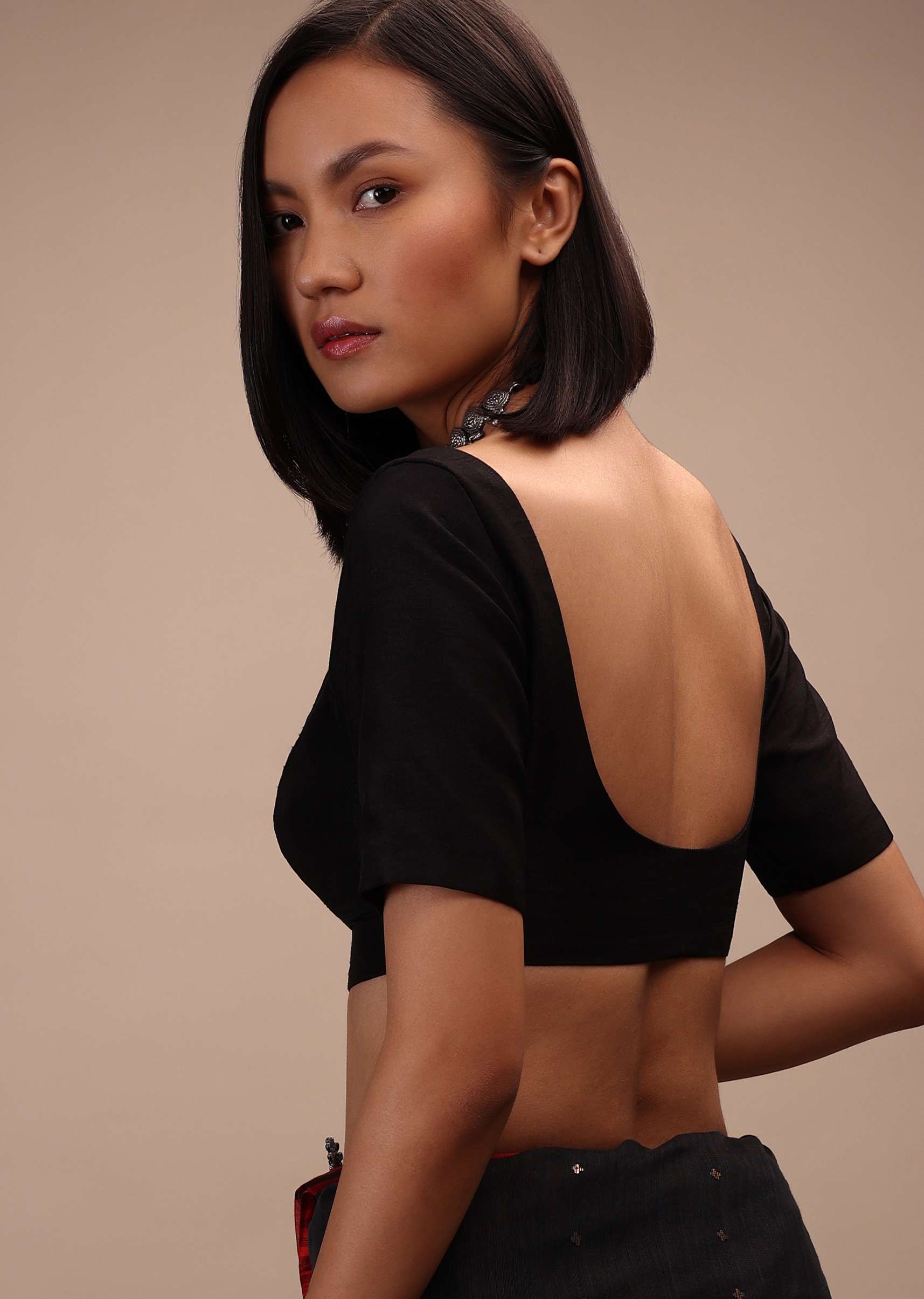 Black Half Sleeves Blouse Ina Sweetheart Neckline Straight Hemline With Back Zip Closure - Image 2
