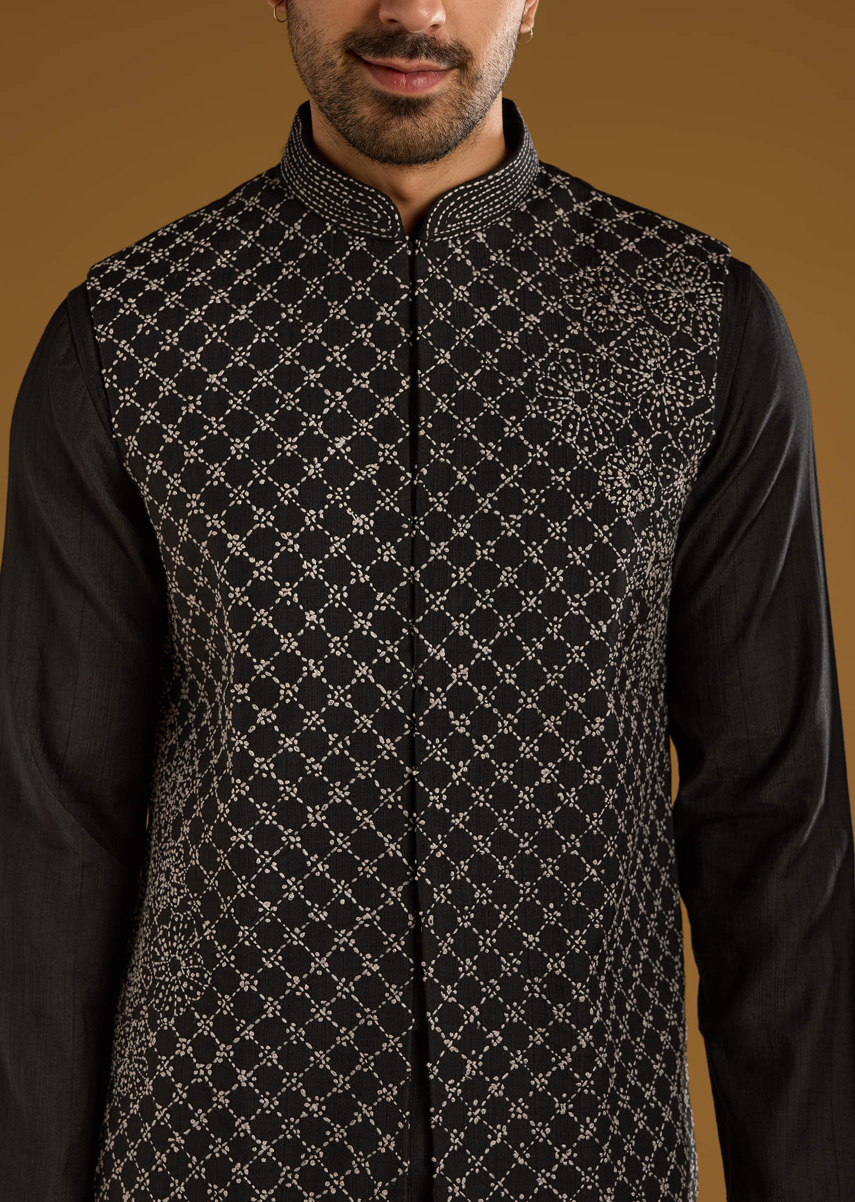 Black Kurta Jacket Set For Men With Thread Work - Image 2