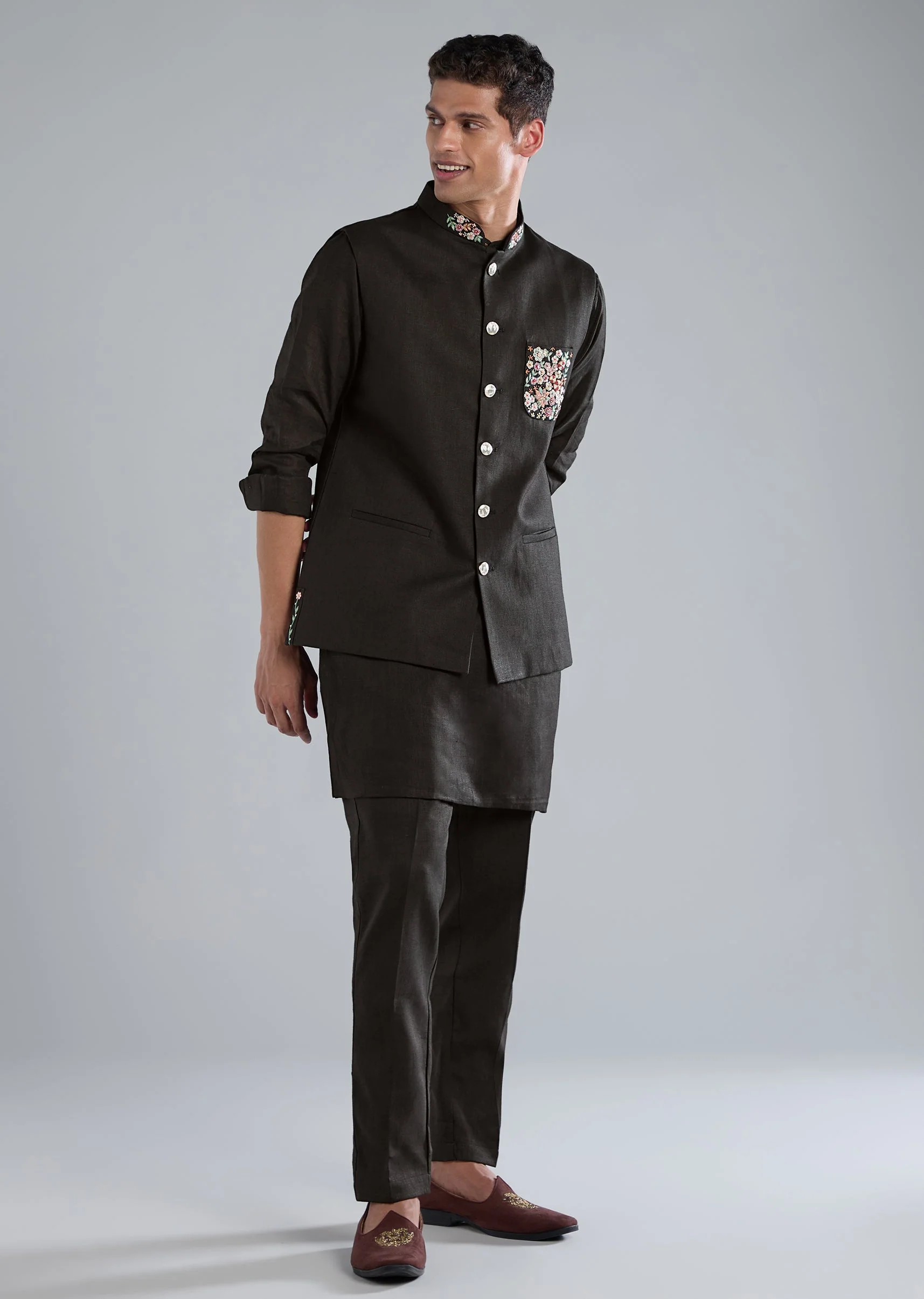 Black Linen Kurta Jacket Set With Thread Resham Work - Image 3