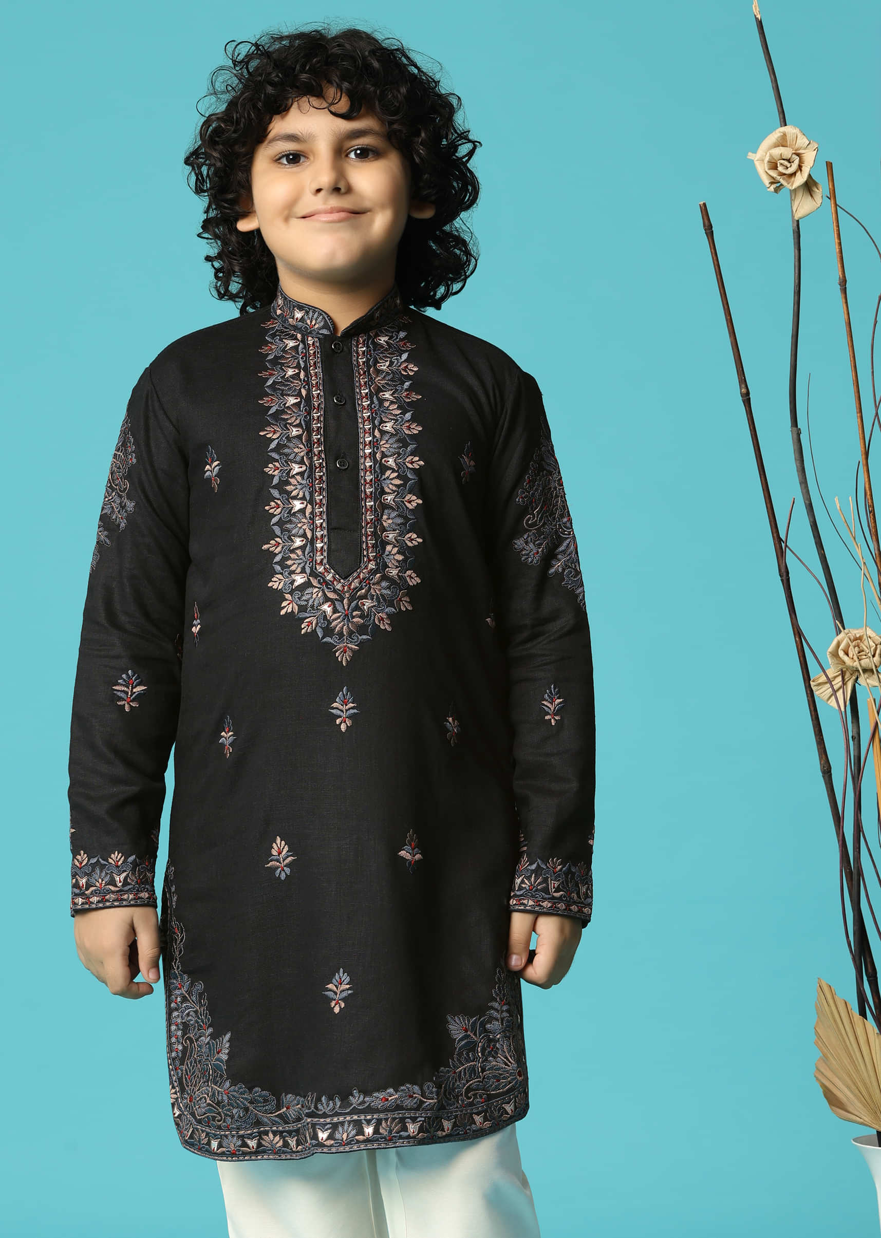 Black Linen Kurta Pant Set With Resham Work For Boys - Image 2