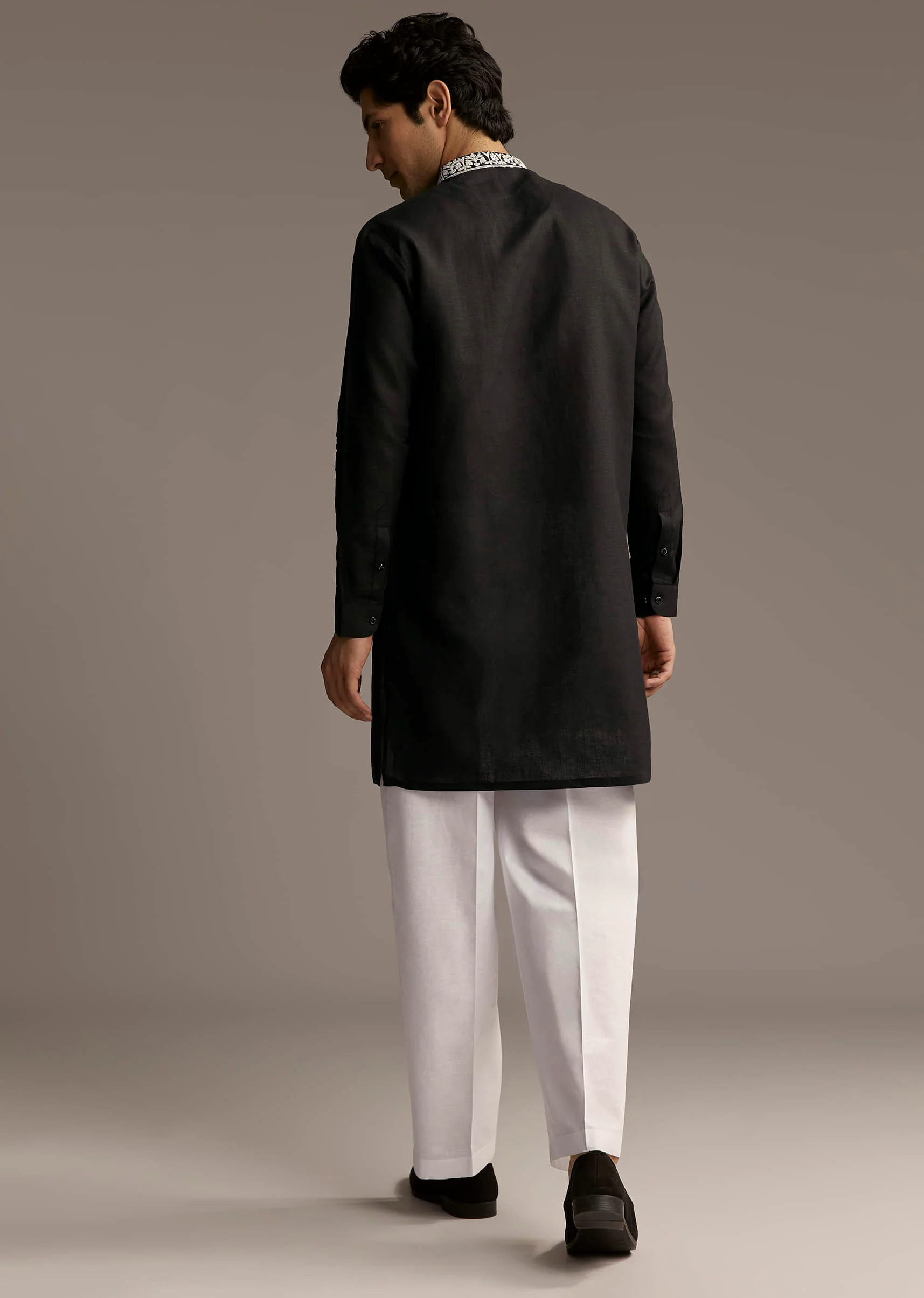 Black Linen Kurta Set For Men With Thread And Resham Work - Image 5