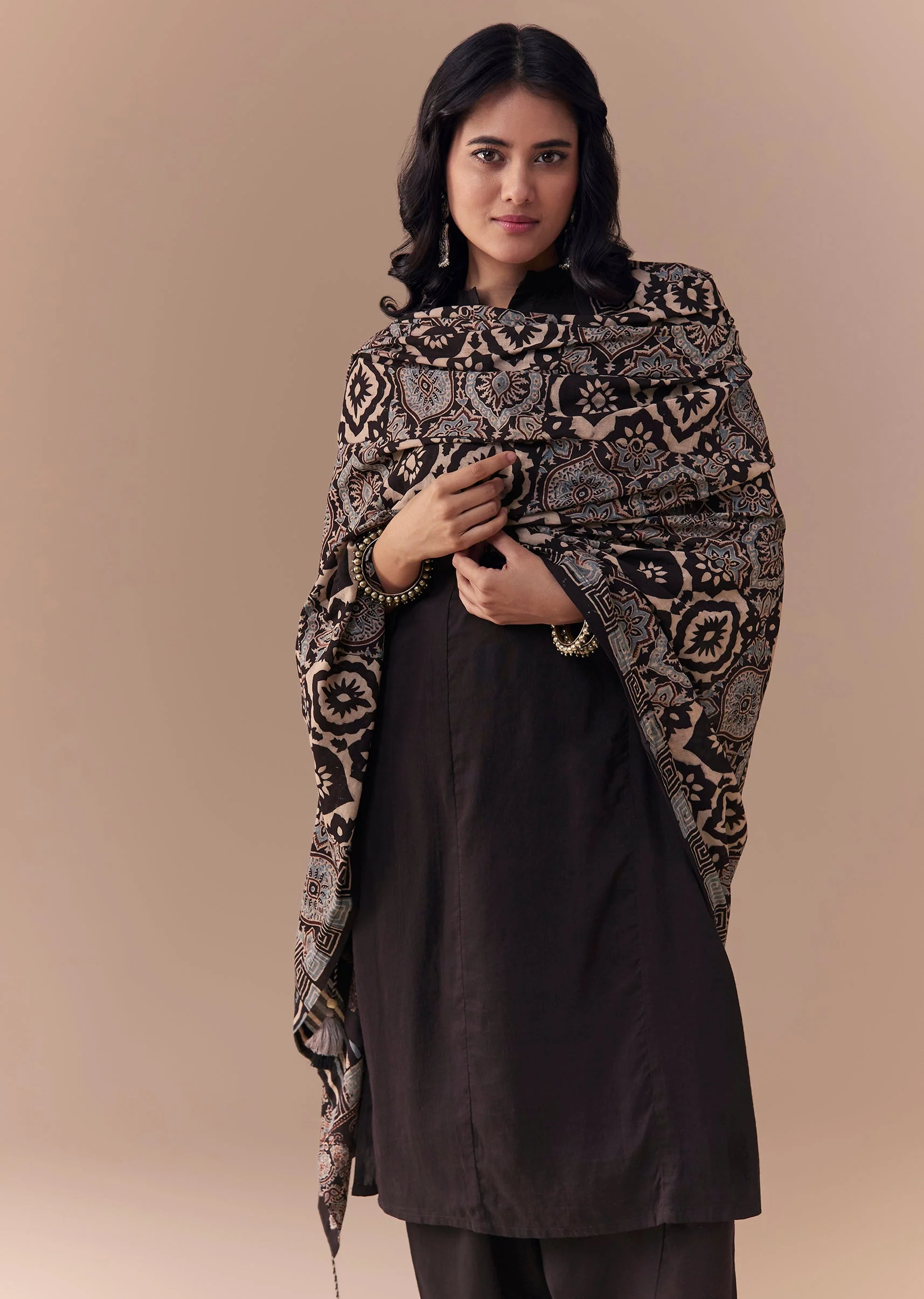 Black Linen Kurta Set with Ajrakh Dupatta - Image 4