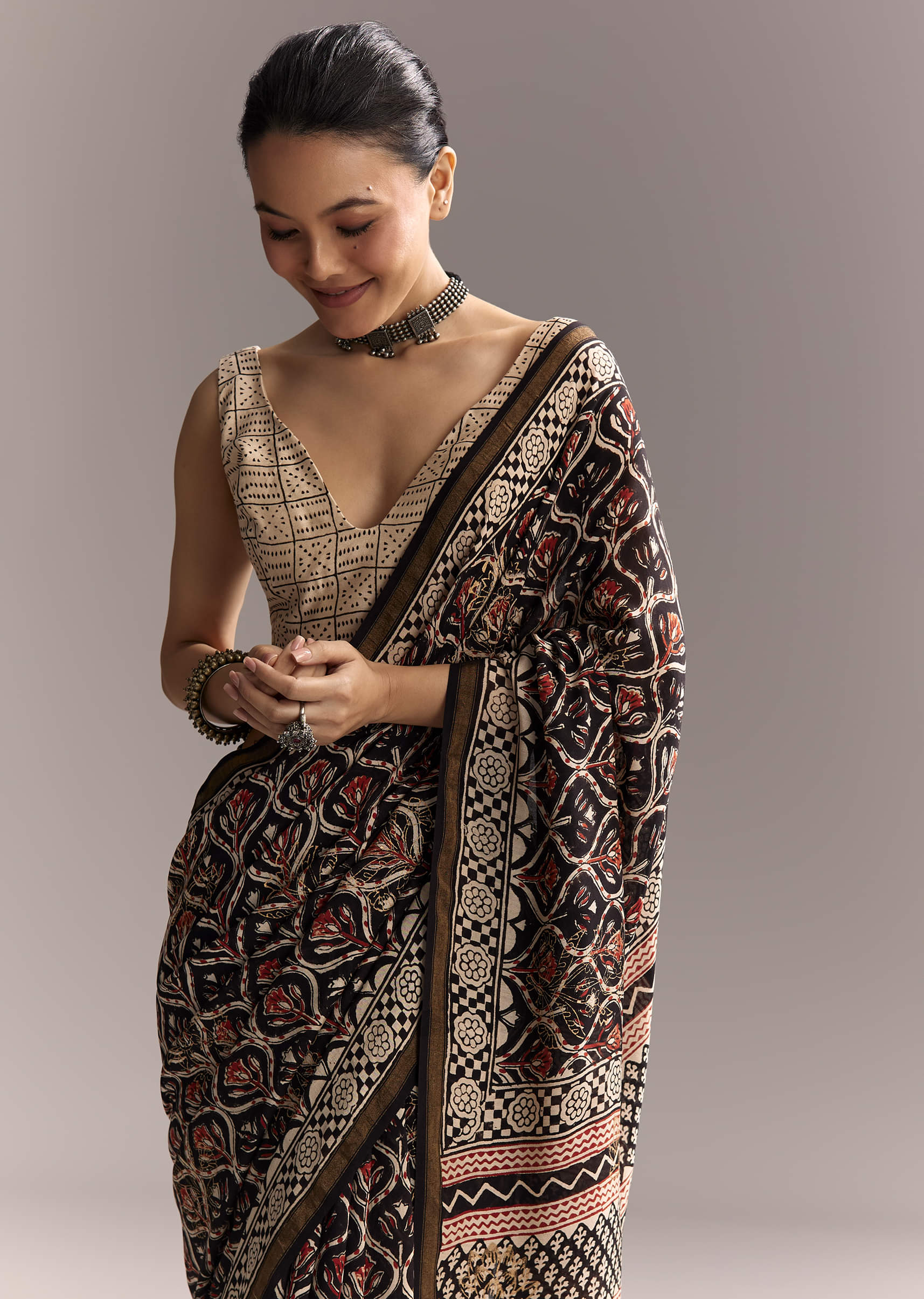 Black Linen Saree With Authentic Ajrakh Print And Maroon Border - Image 5