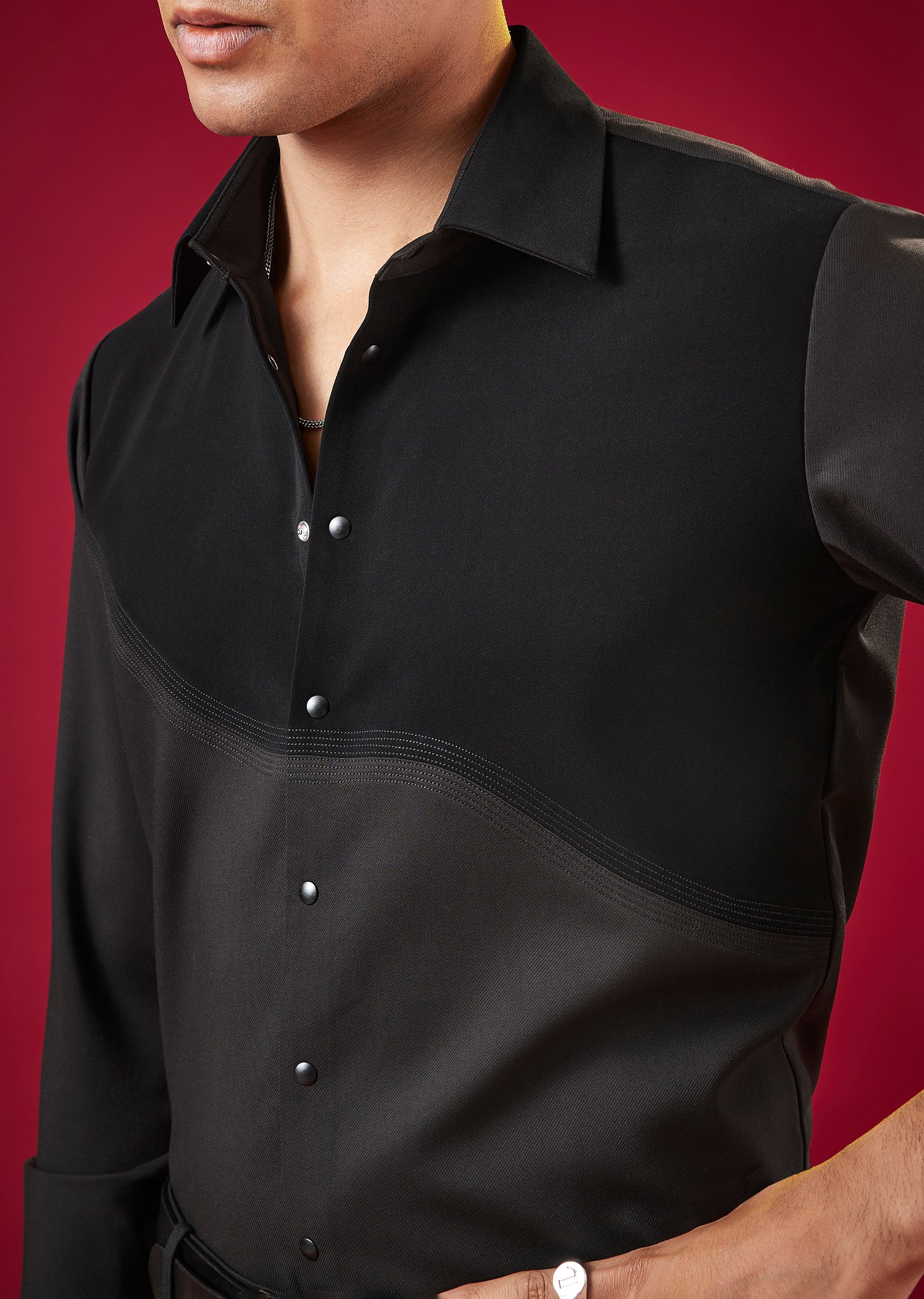 Black Mandarin Collar Solid Mens Shirt In Viscose - Image 2
