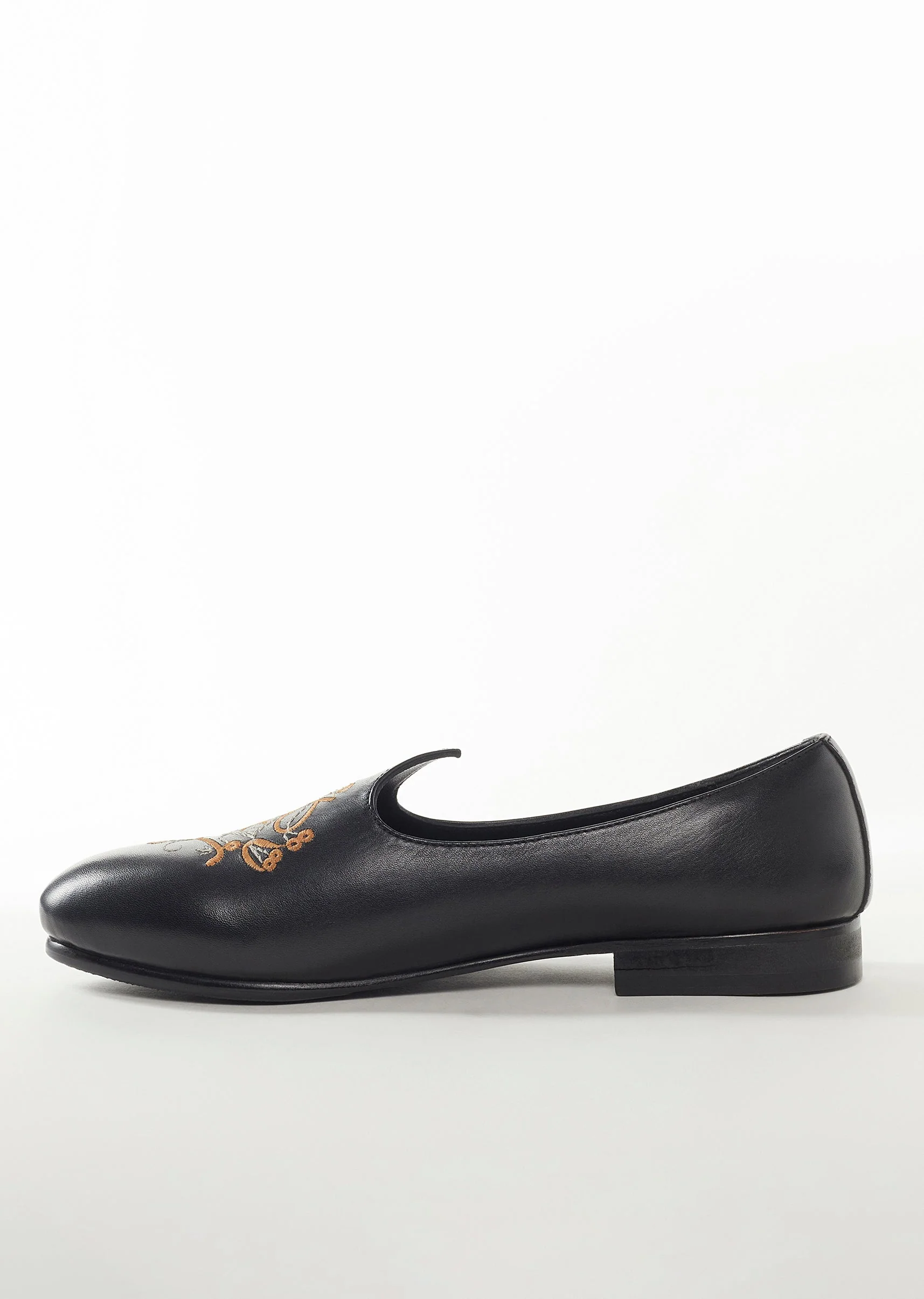 Black Mens Footwear With Embroidery Detail Work - Image 4