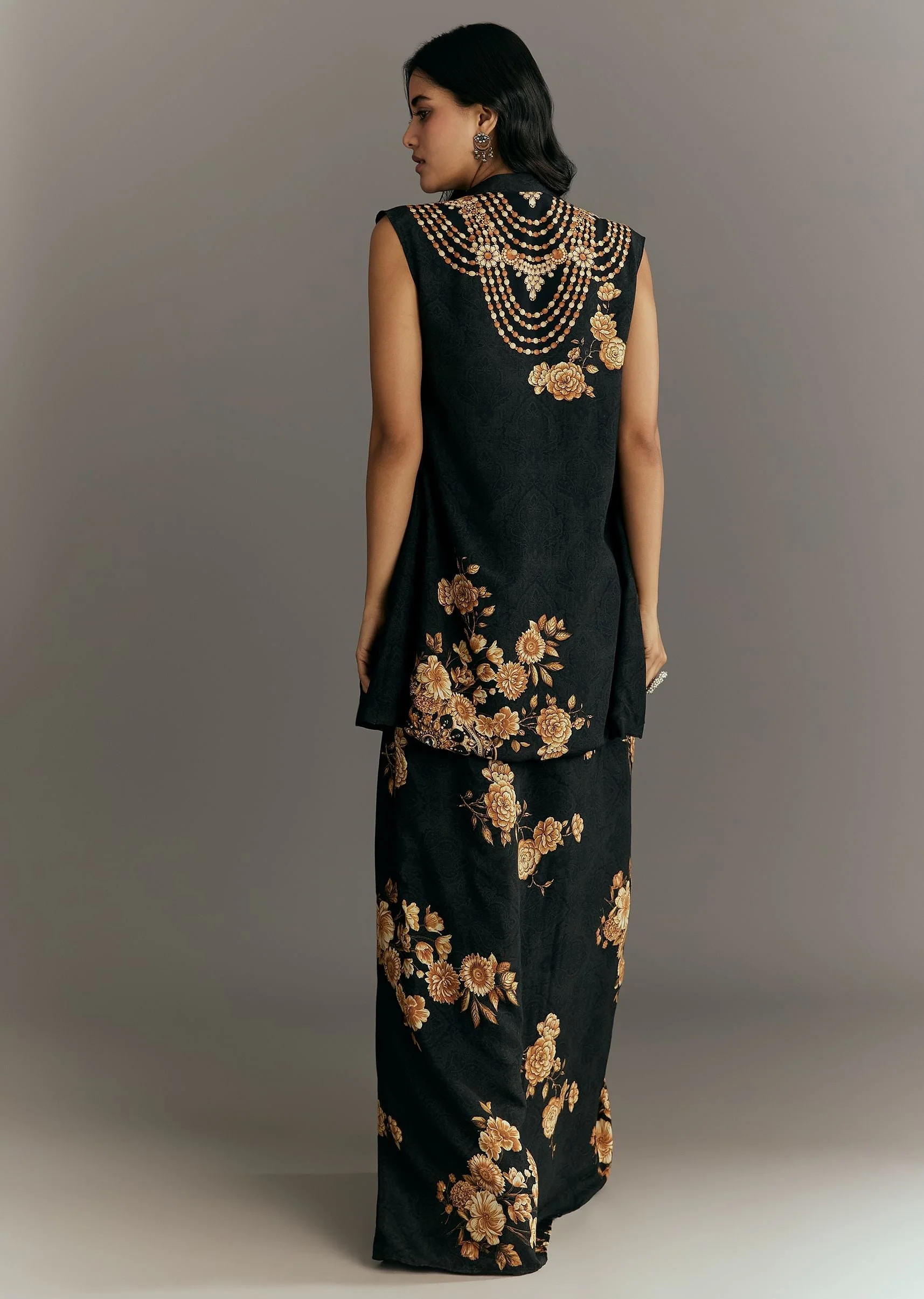 Black Muslin Croptop Set With Floral Printed Skirt Jacket - Image 5