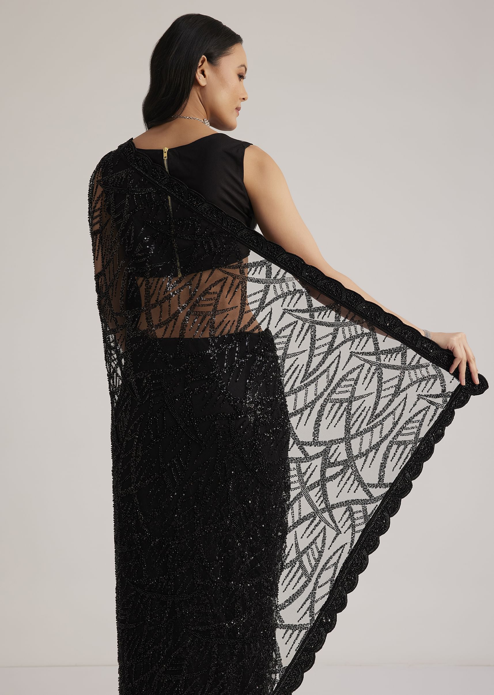 Black Net Saree With Sequins And Stones Embroidery - Image 4