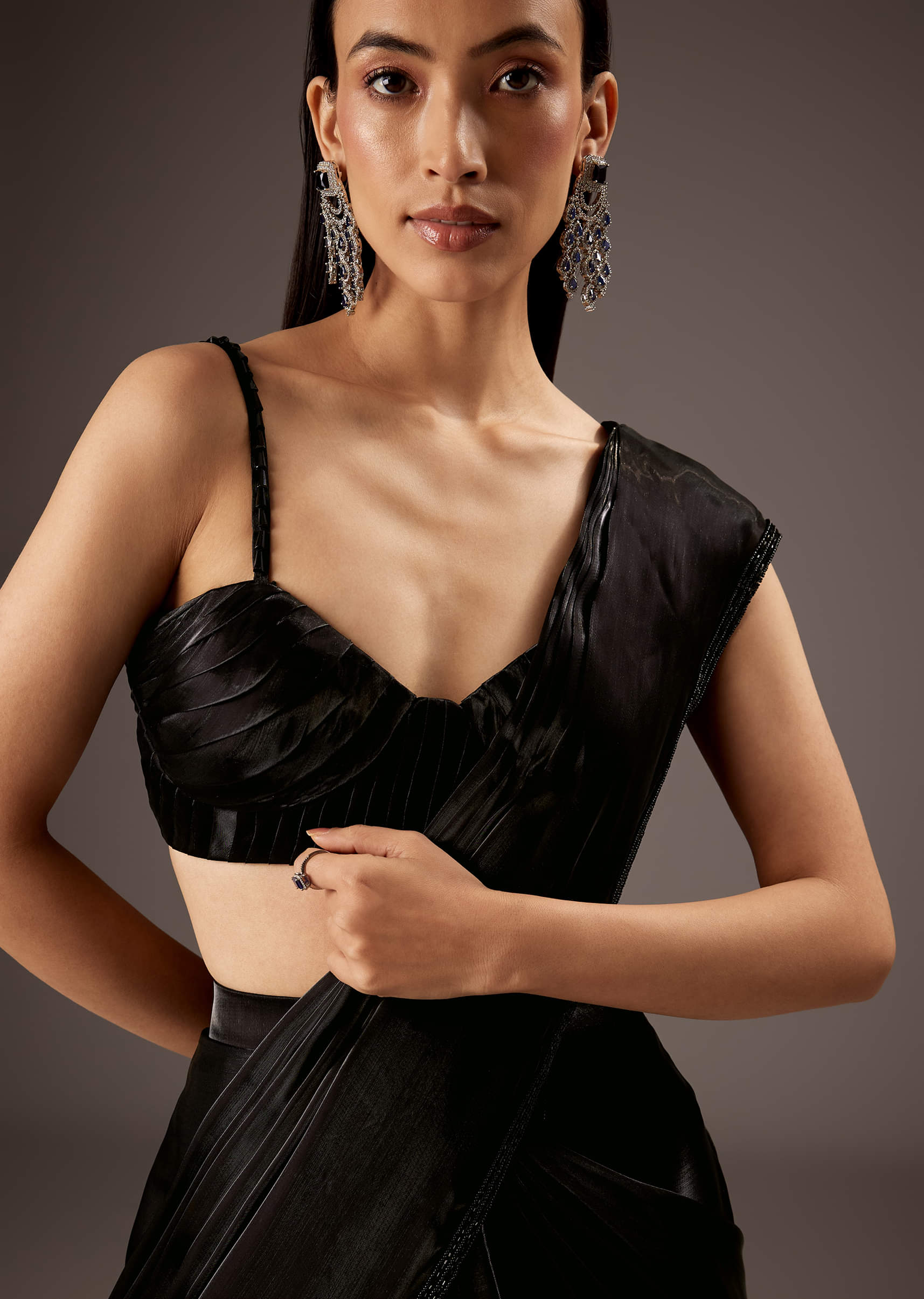 Black Organza Ready Pleated Saree - Image 3