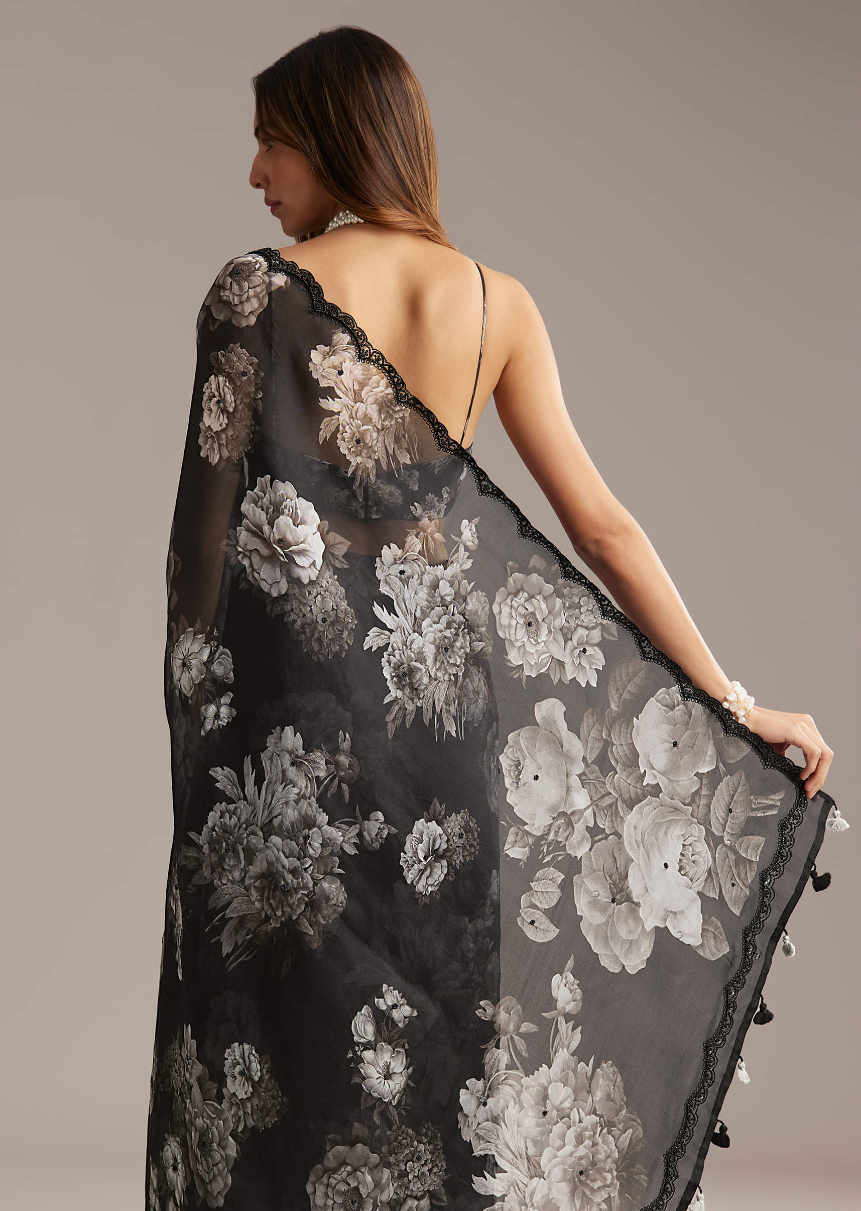 Black Organza Saree With Floral Print And Sequin Embroidery - Image 5