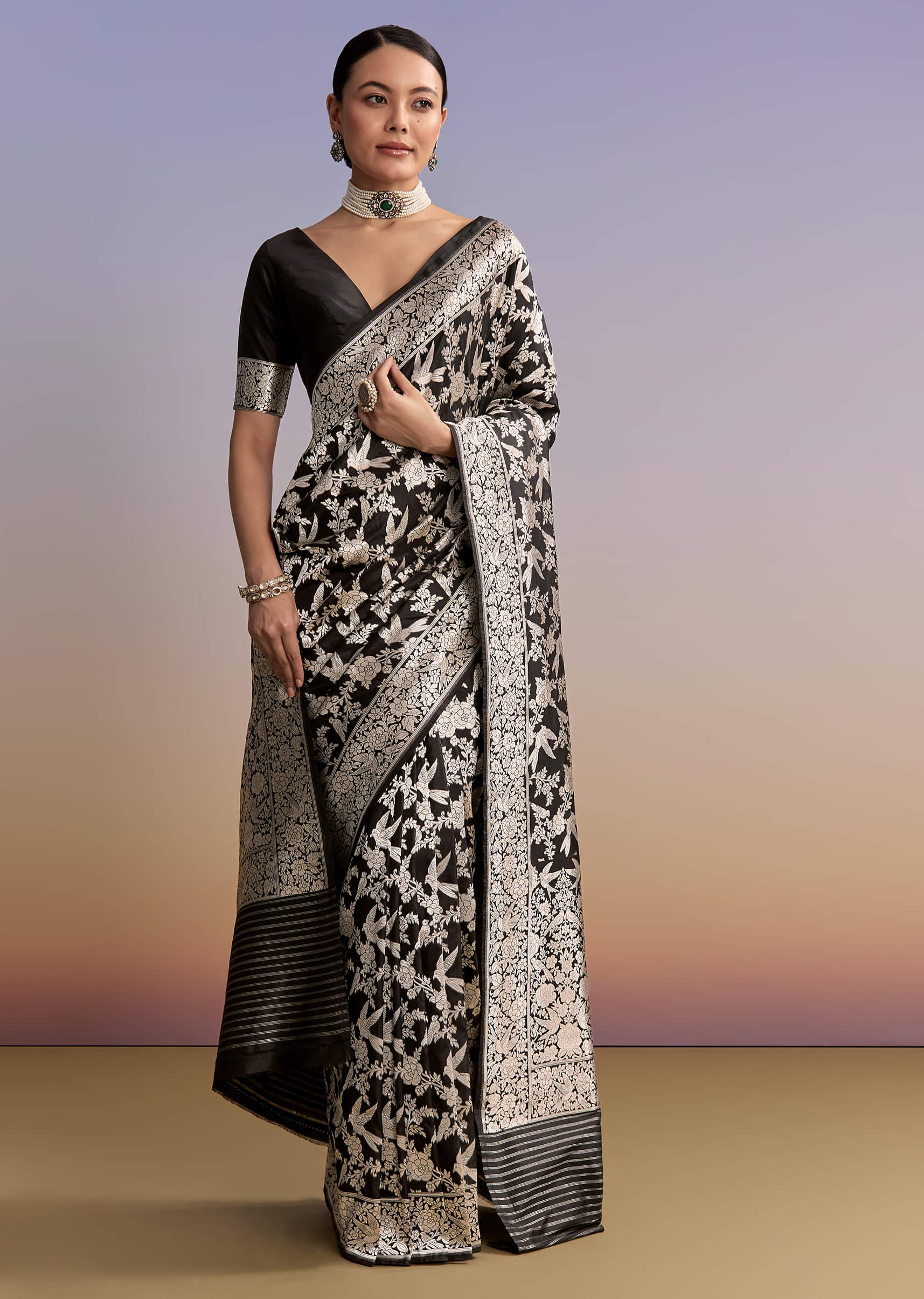 Black Silk Handwoven Banarasi Saree With Floral Zari Jaal Work - Image 10
