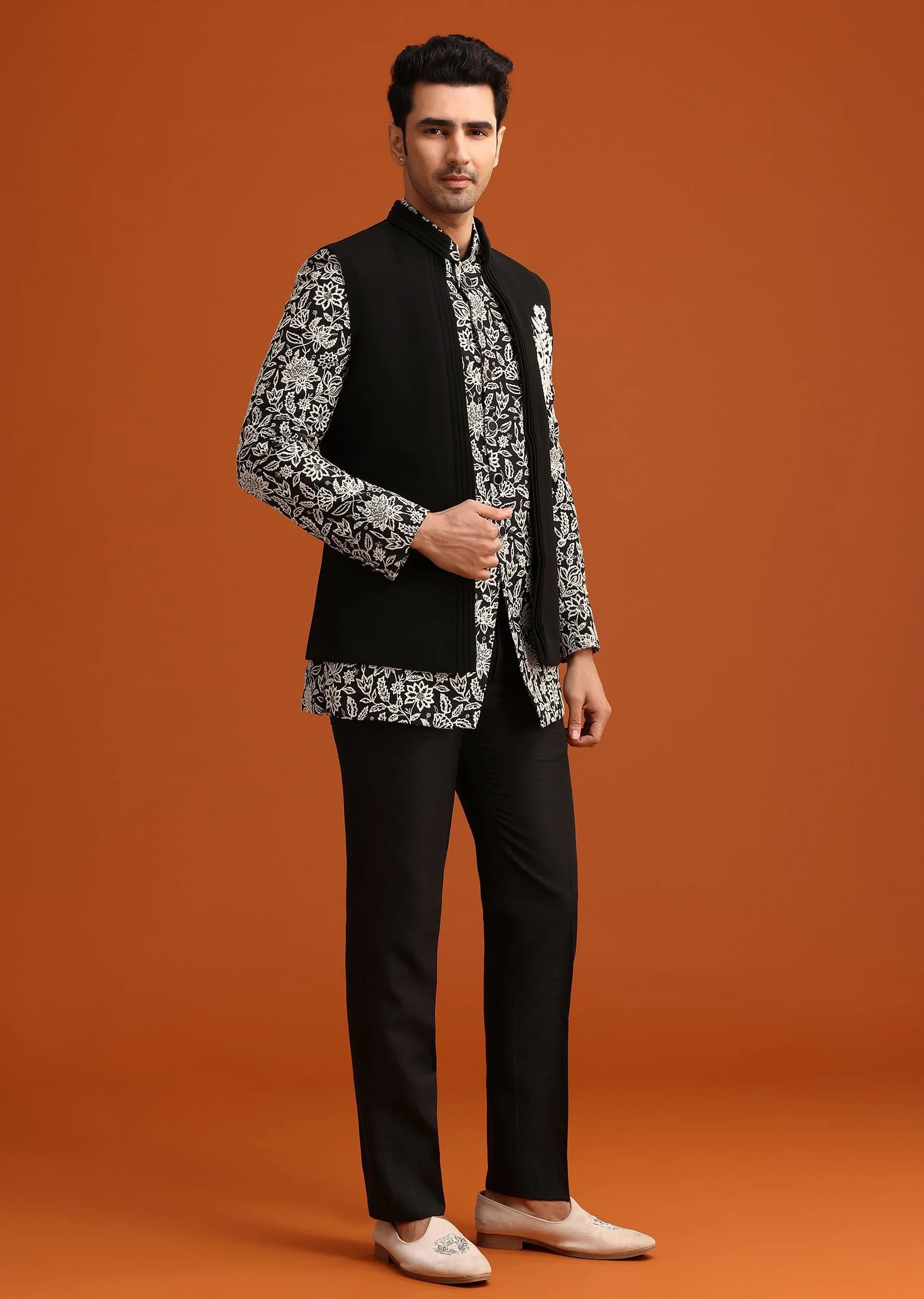 Black Silk Jacket And Kurta Set With Zari Work - Image 3