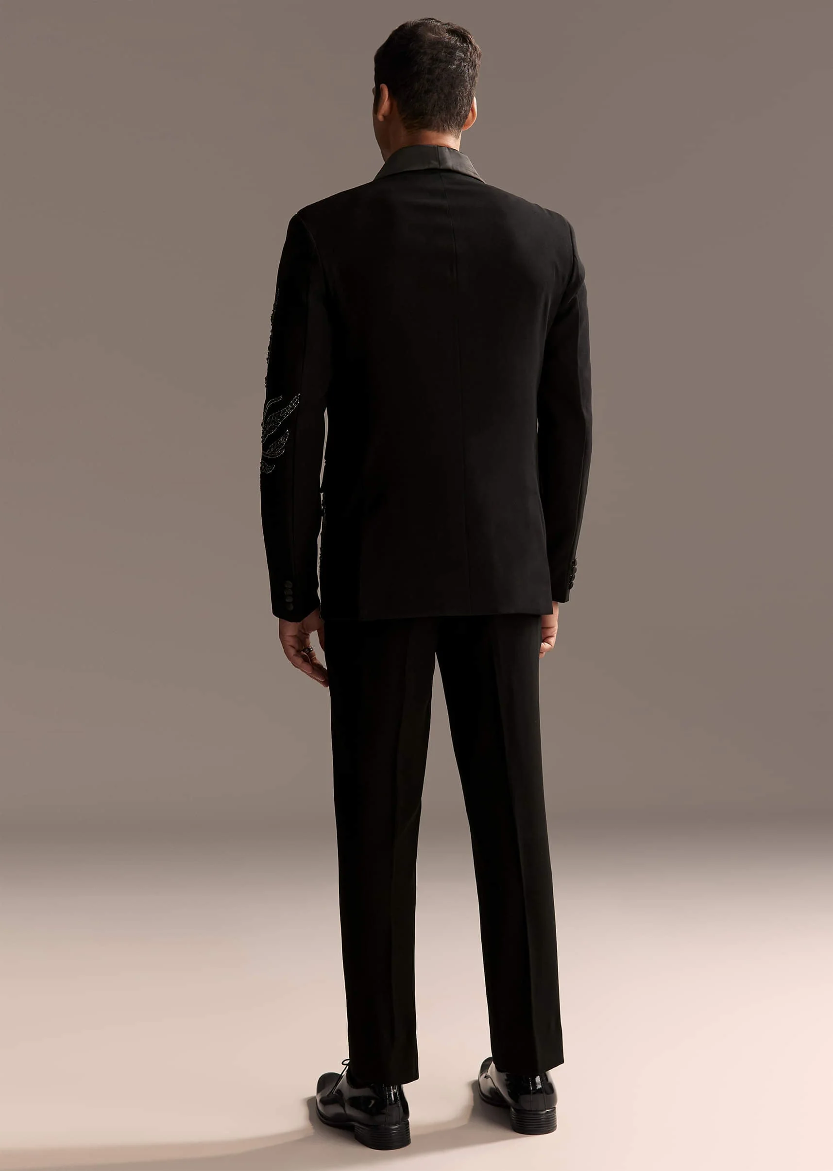 Black Tuxedo For Men With Cut Dana And Beads Embroidery - Image 5