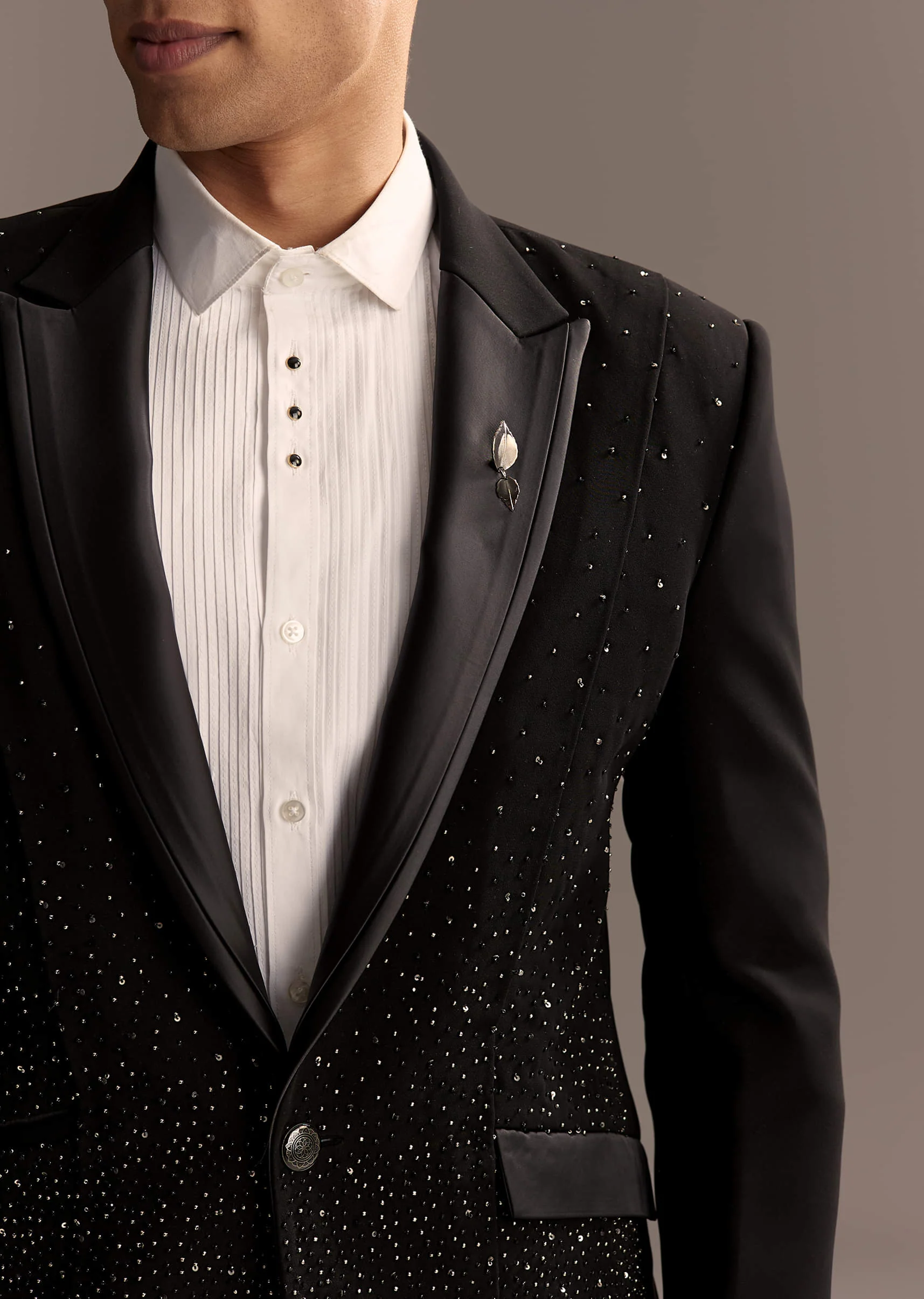Black Tuxedo For Men With Embellished Embroidery - Image 2