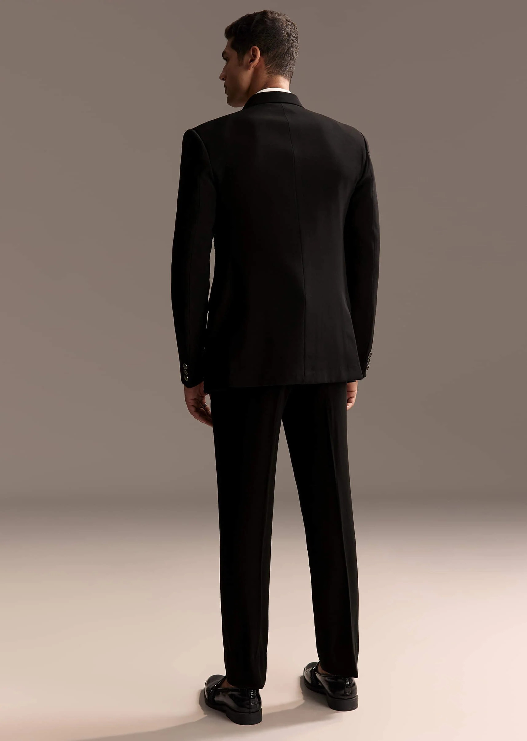 Black Tuxedo For Men With Embellished Embroidery - Image 6