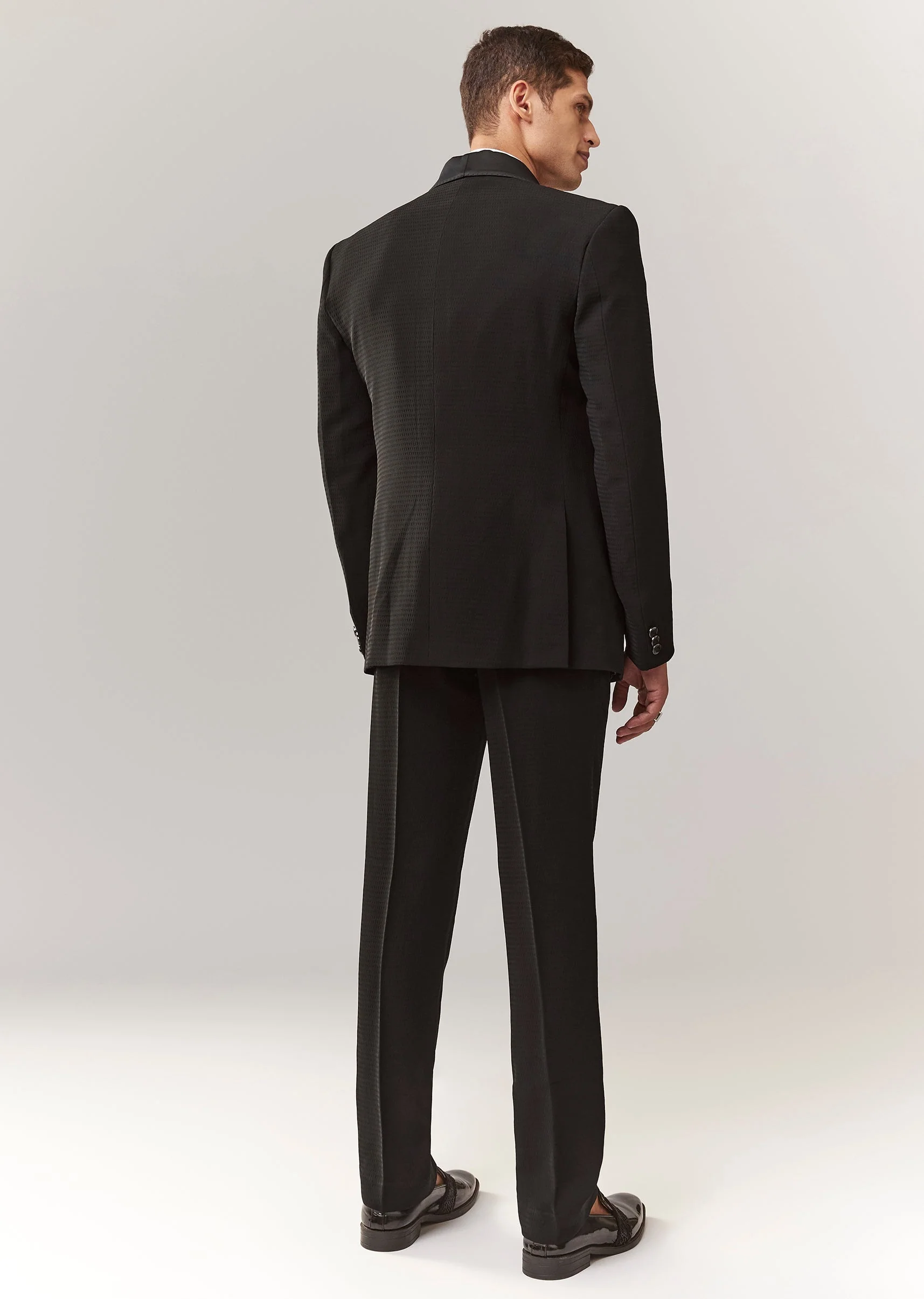 Black Tuxedo Set With Waistcoat And Bead Detailing - Image 5