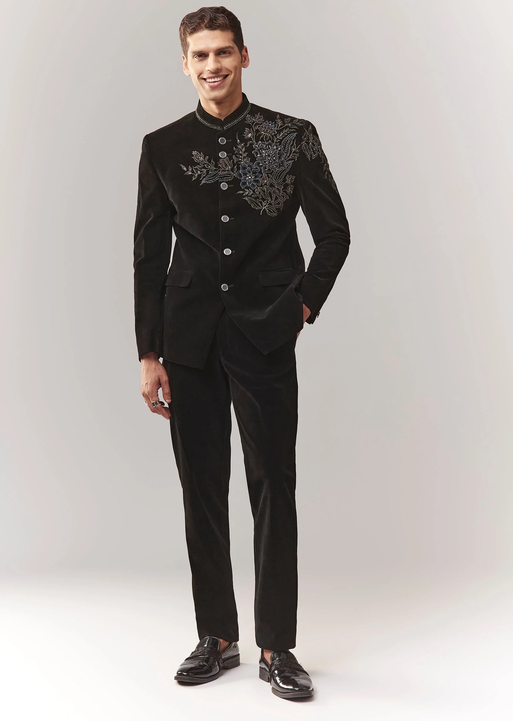 Black Velvet Jodhpuri With Cutdana And Bead Work - Image 4