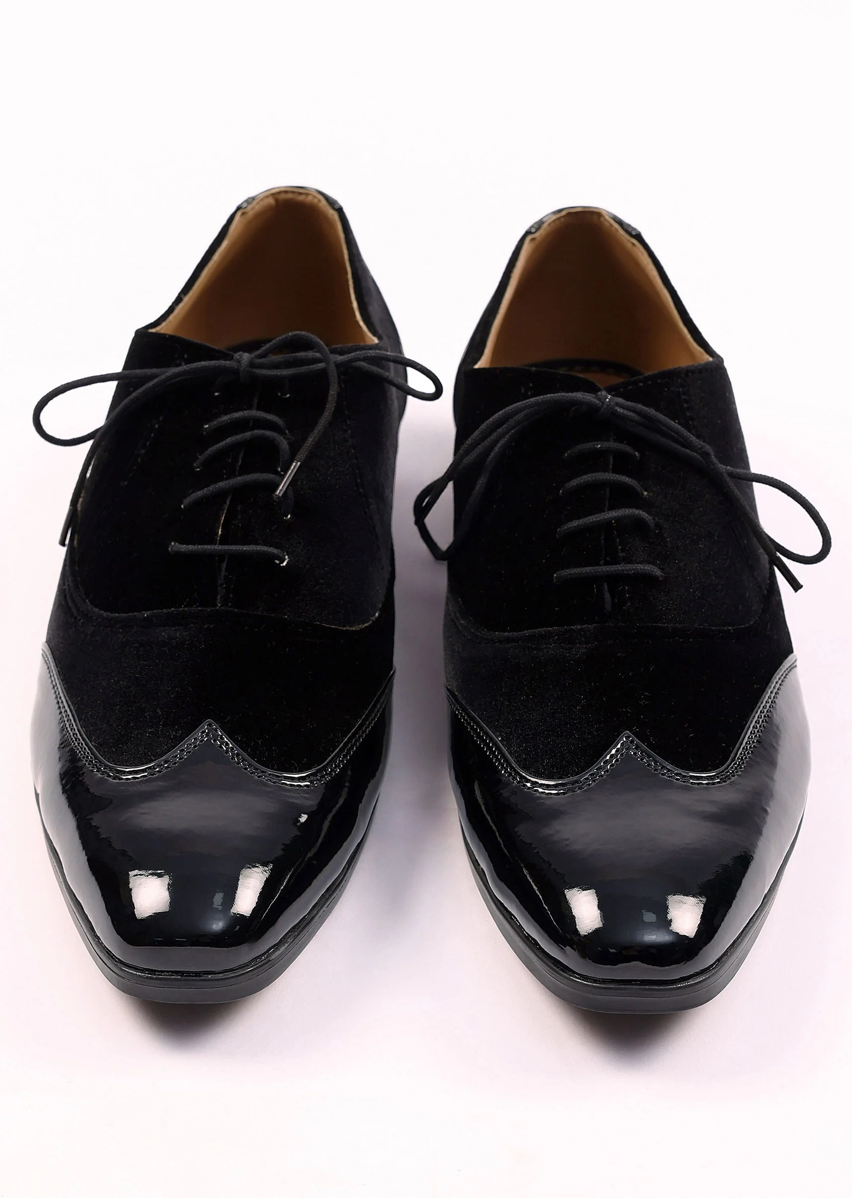 Black Velvet Jutti - Image 5