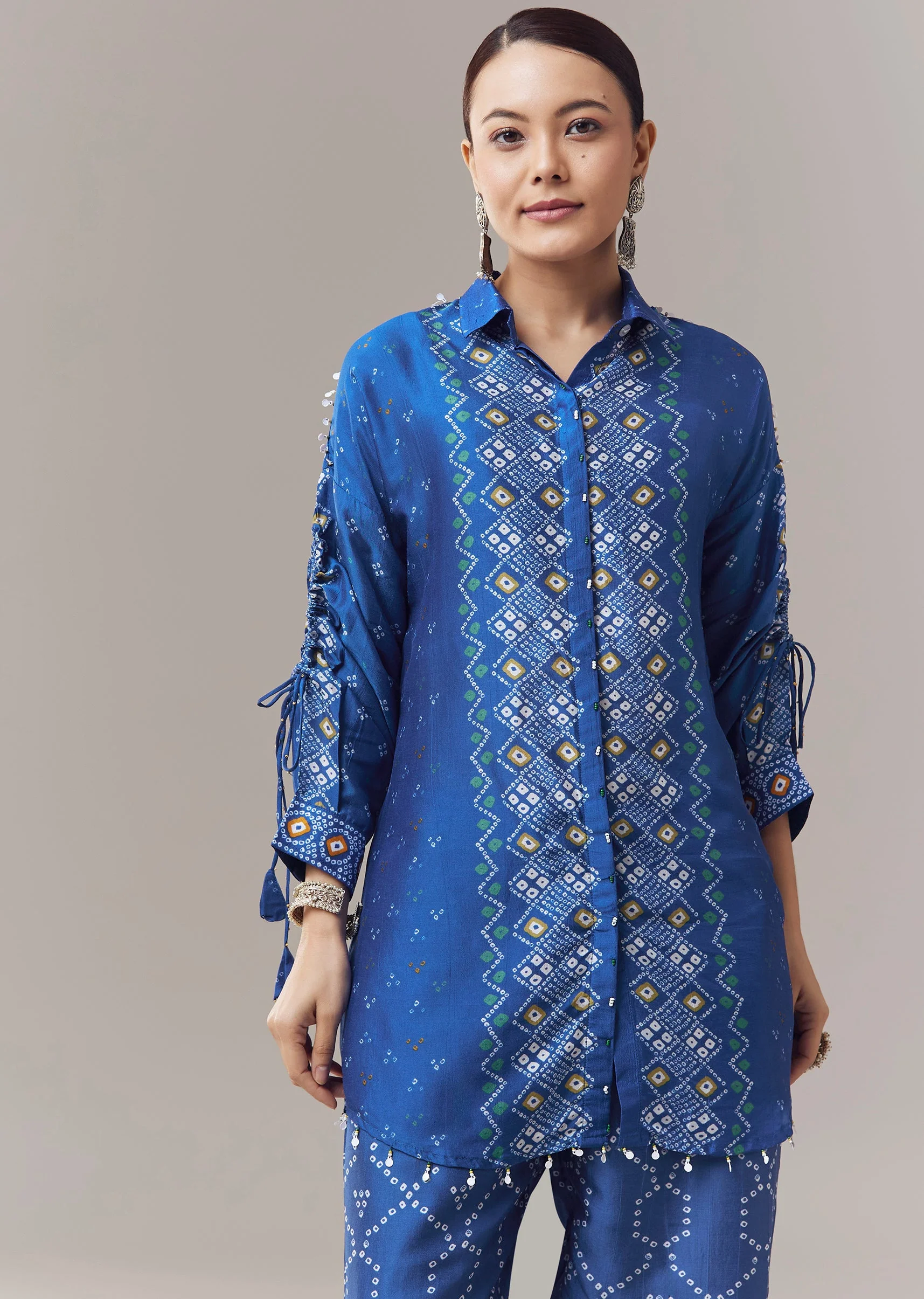 Blue Bandhani Print Silk Coord Set With Beads Detail - Image 4