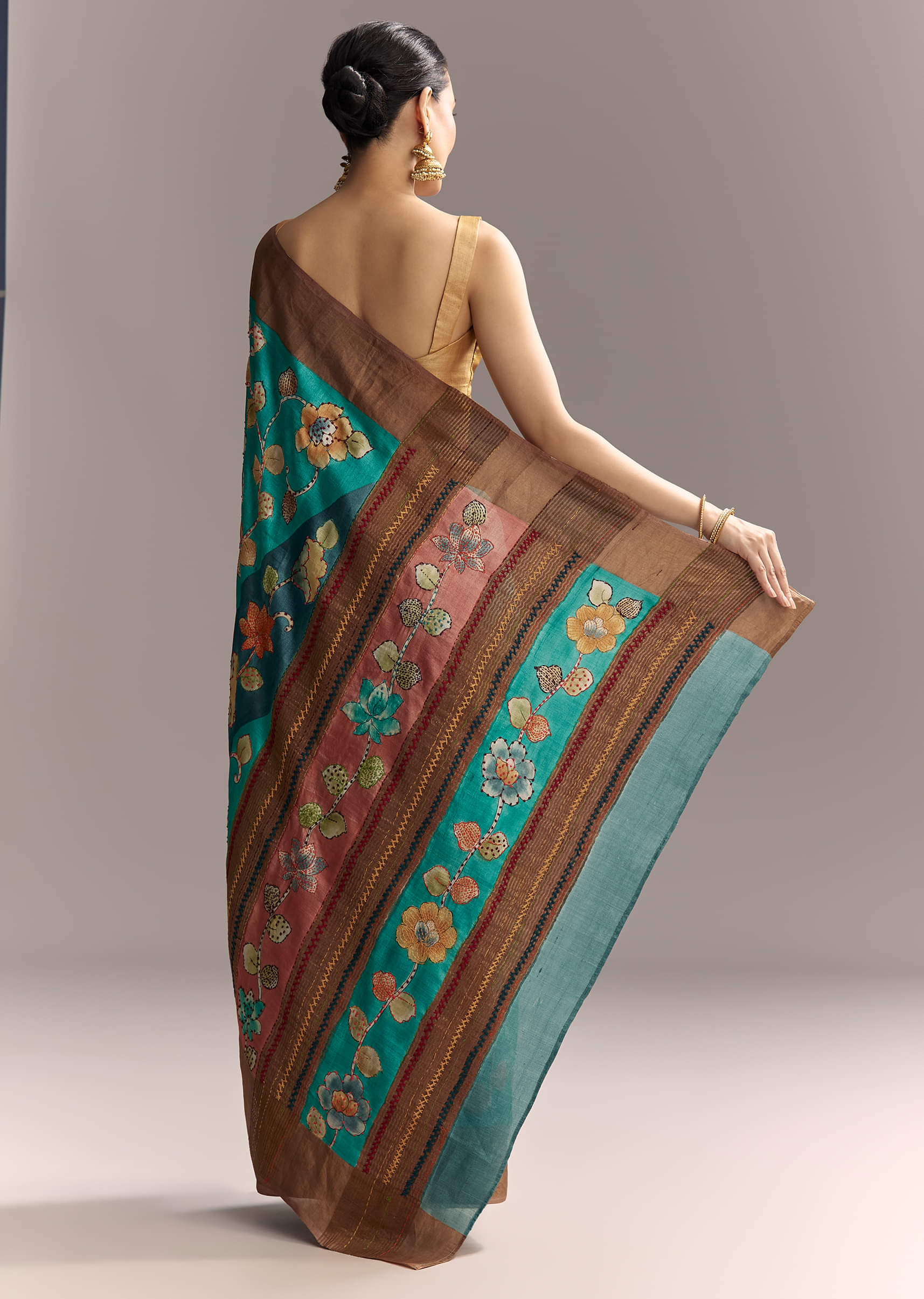 Blue Cotton Silk Hand Painted Saree With Brown Border - Image 4
