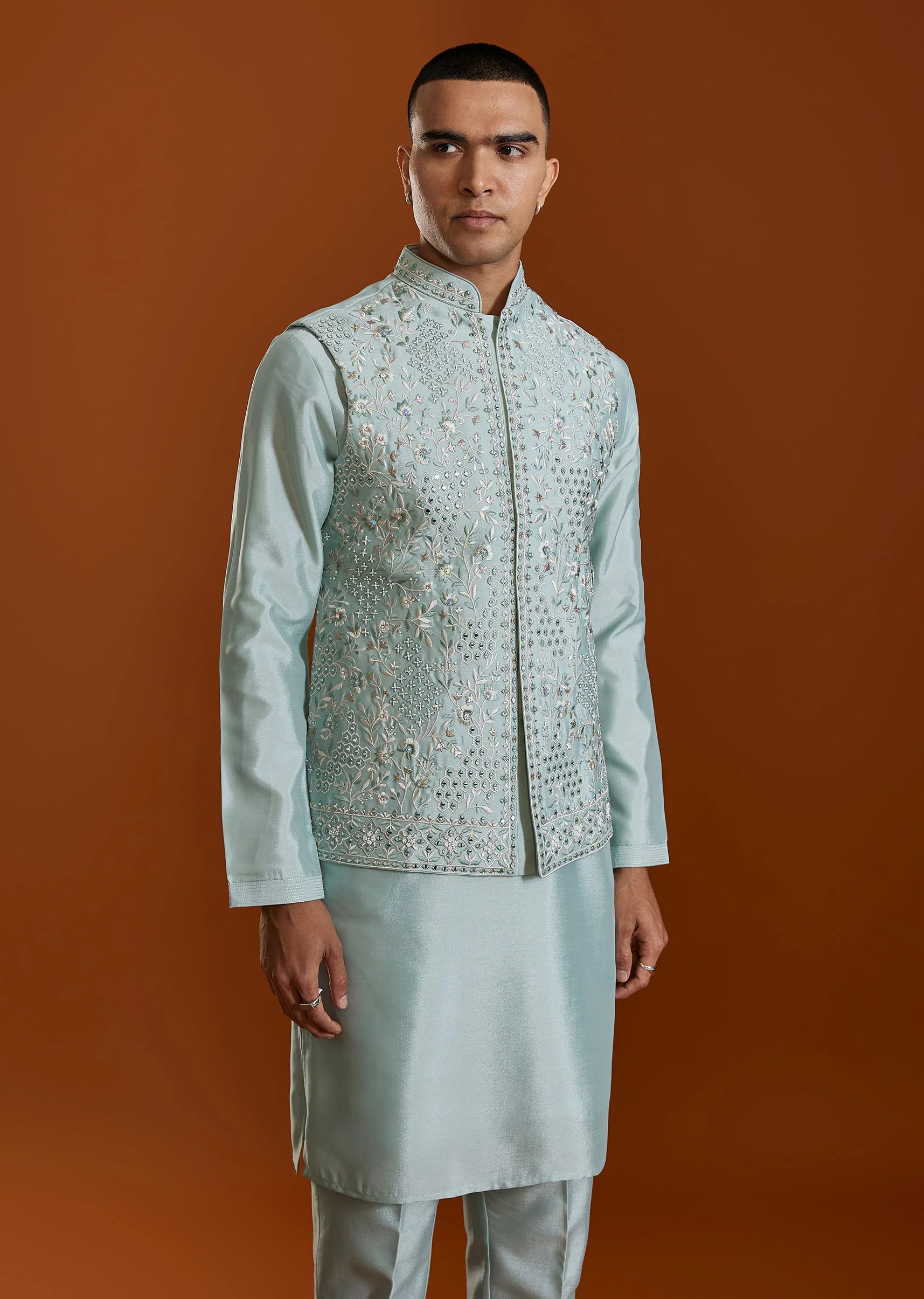 Blue Festive Pair – Ready Pleated Saree For Her And Kurta Set For Him - Image 9