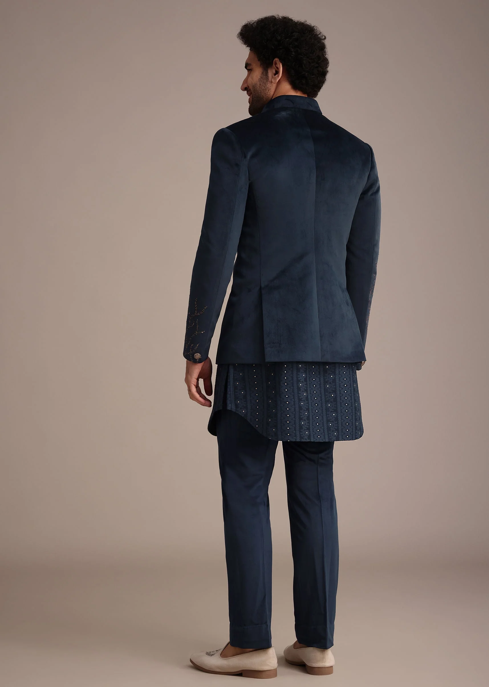 Blue Jacquard Kurta Jacket Set With Broach - Image 5
