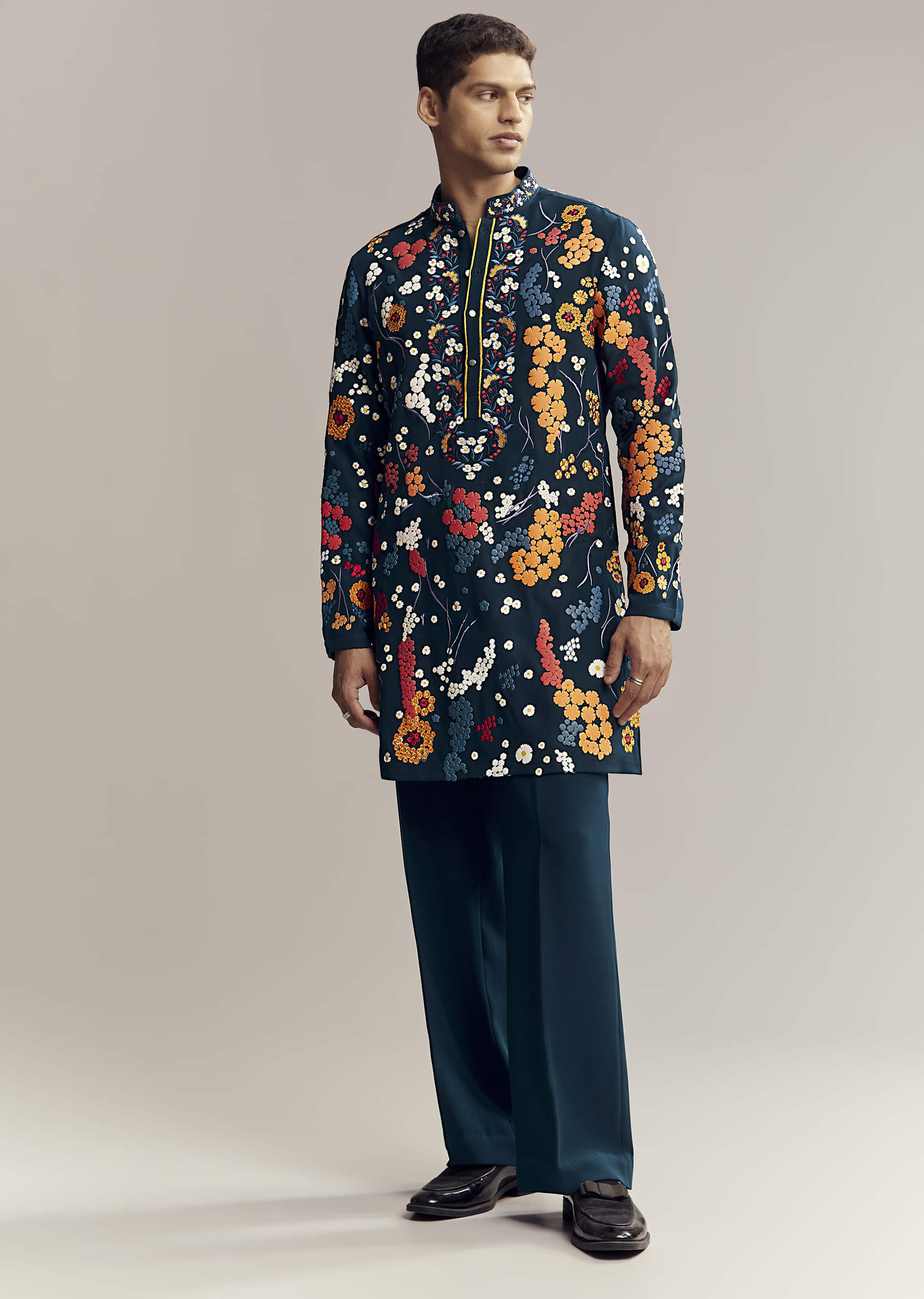 Blue Kurta Set For Men With Patchwork - Image 3